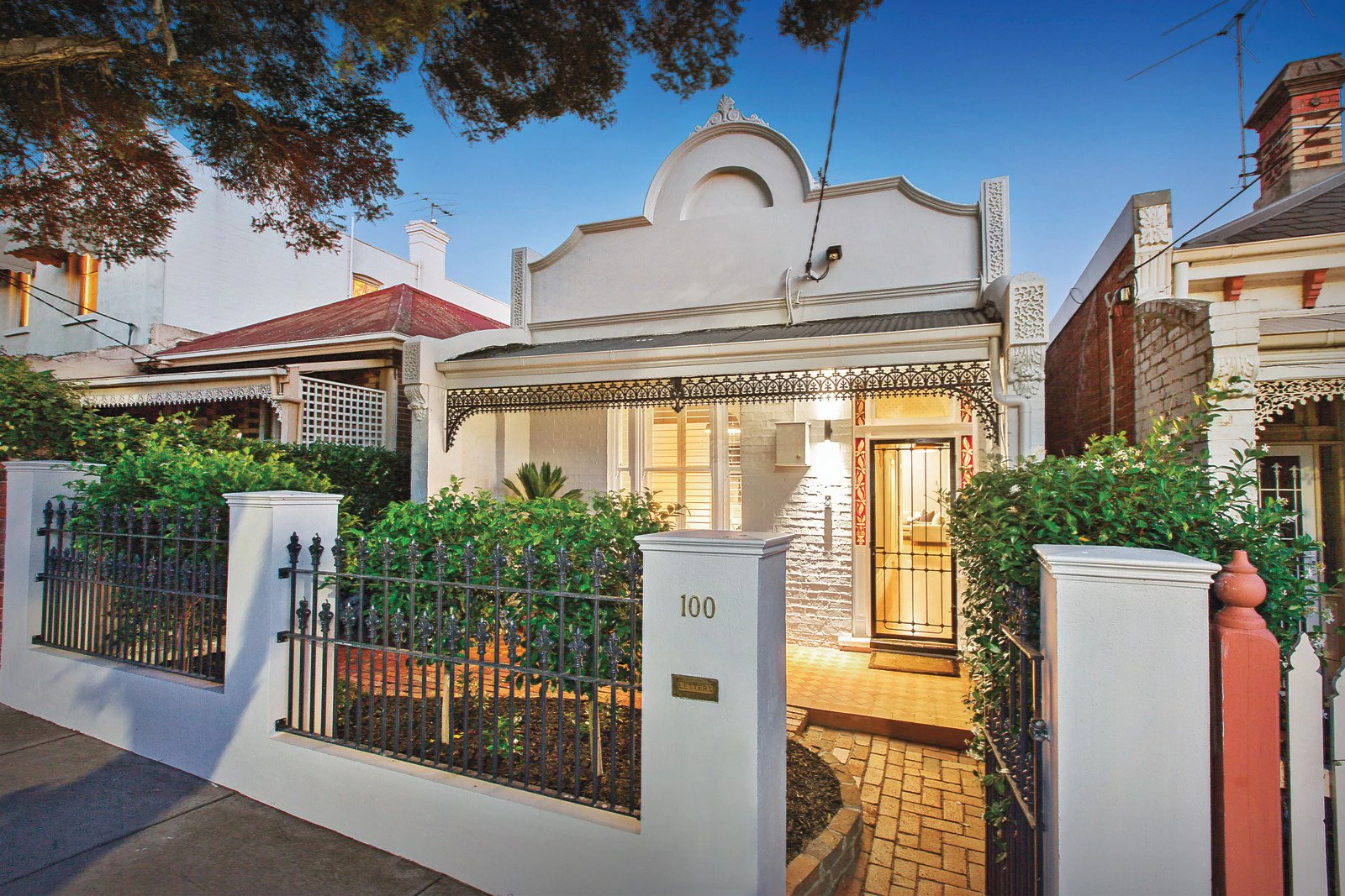 100 Edgevale Road, Kew, VIC