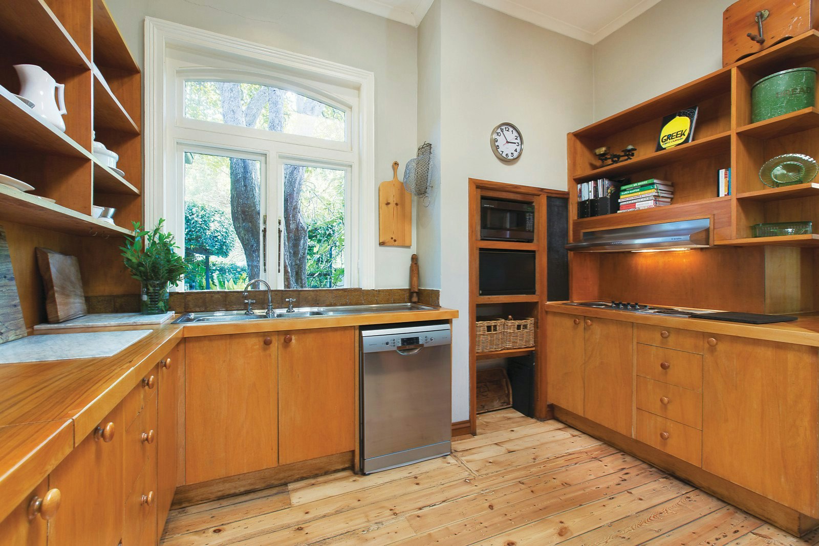 205 Mont Albert Road, Surrey Hills, VIC