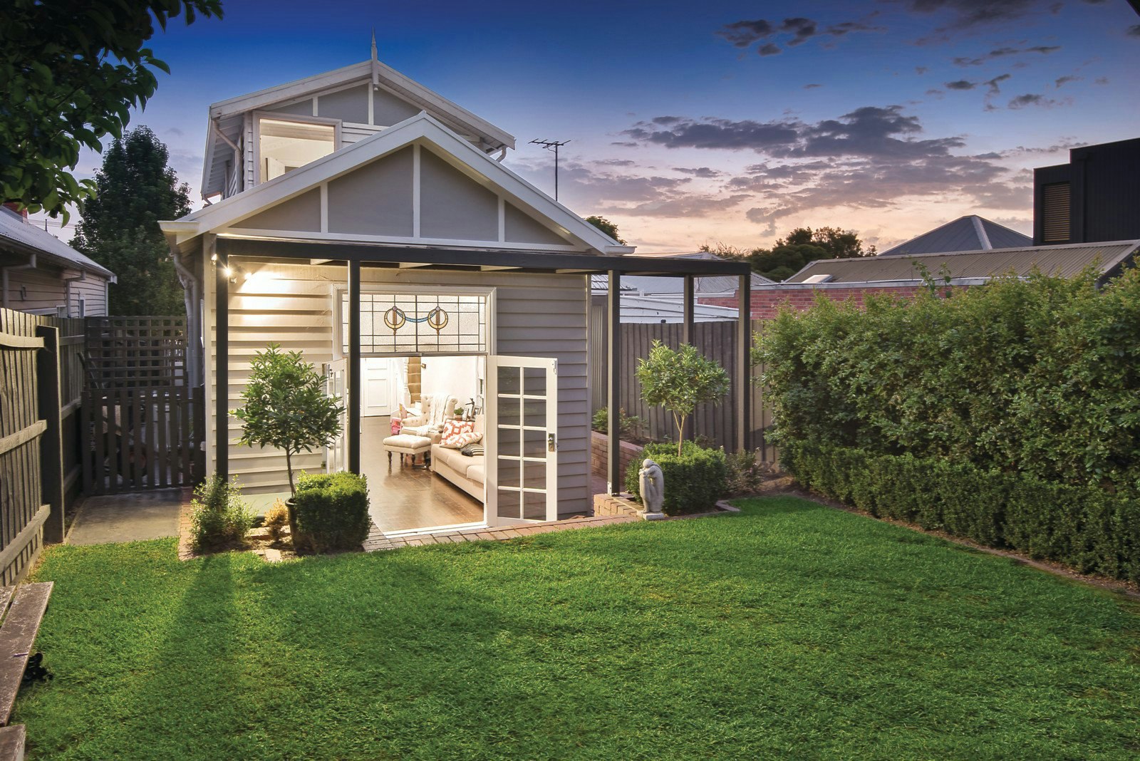 22 Empress Road, Surrey Hills, VIC