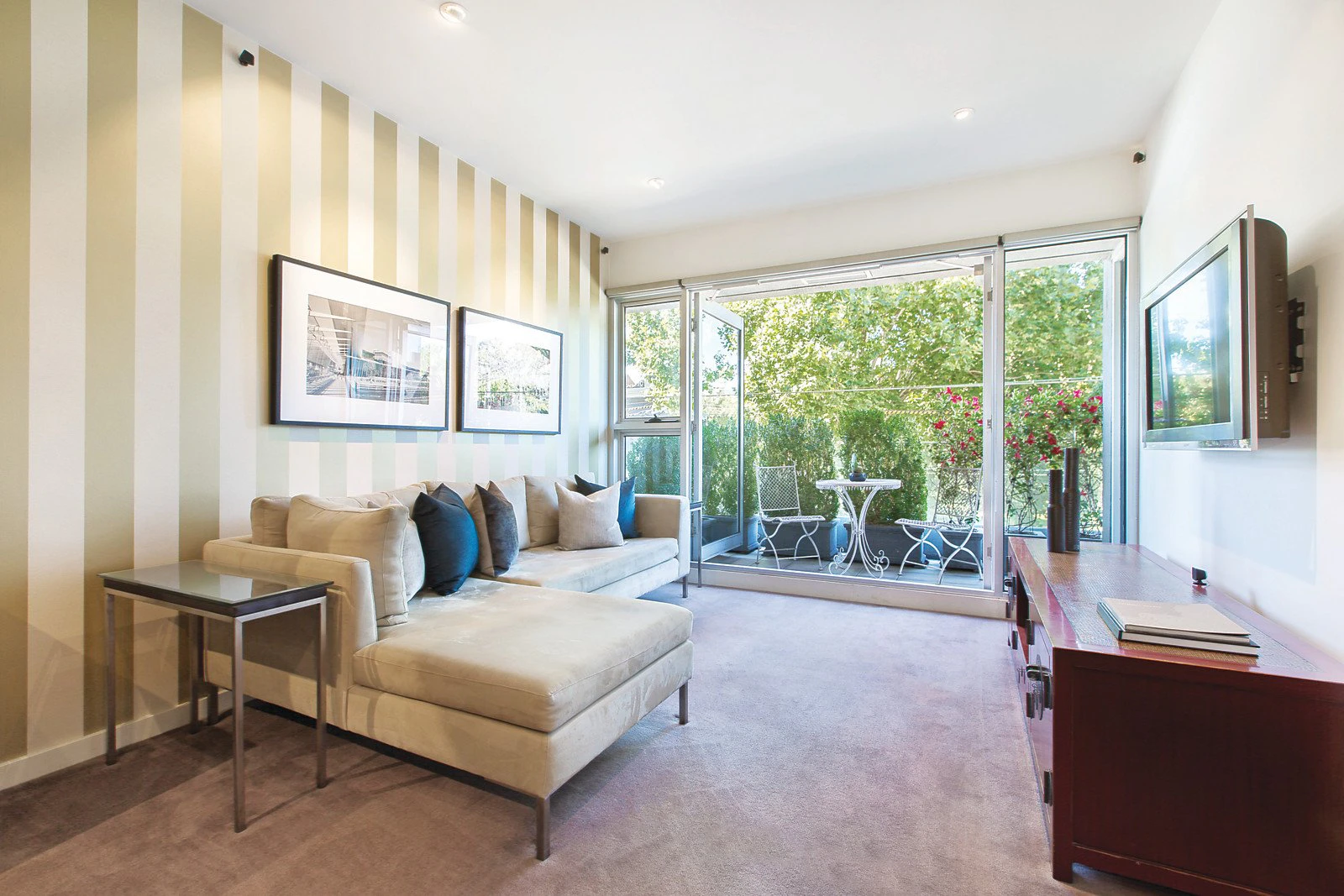 102/334 Toorak Road, South Yarra, VIC