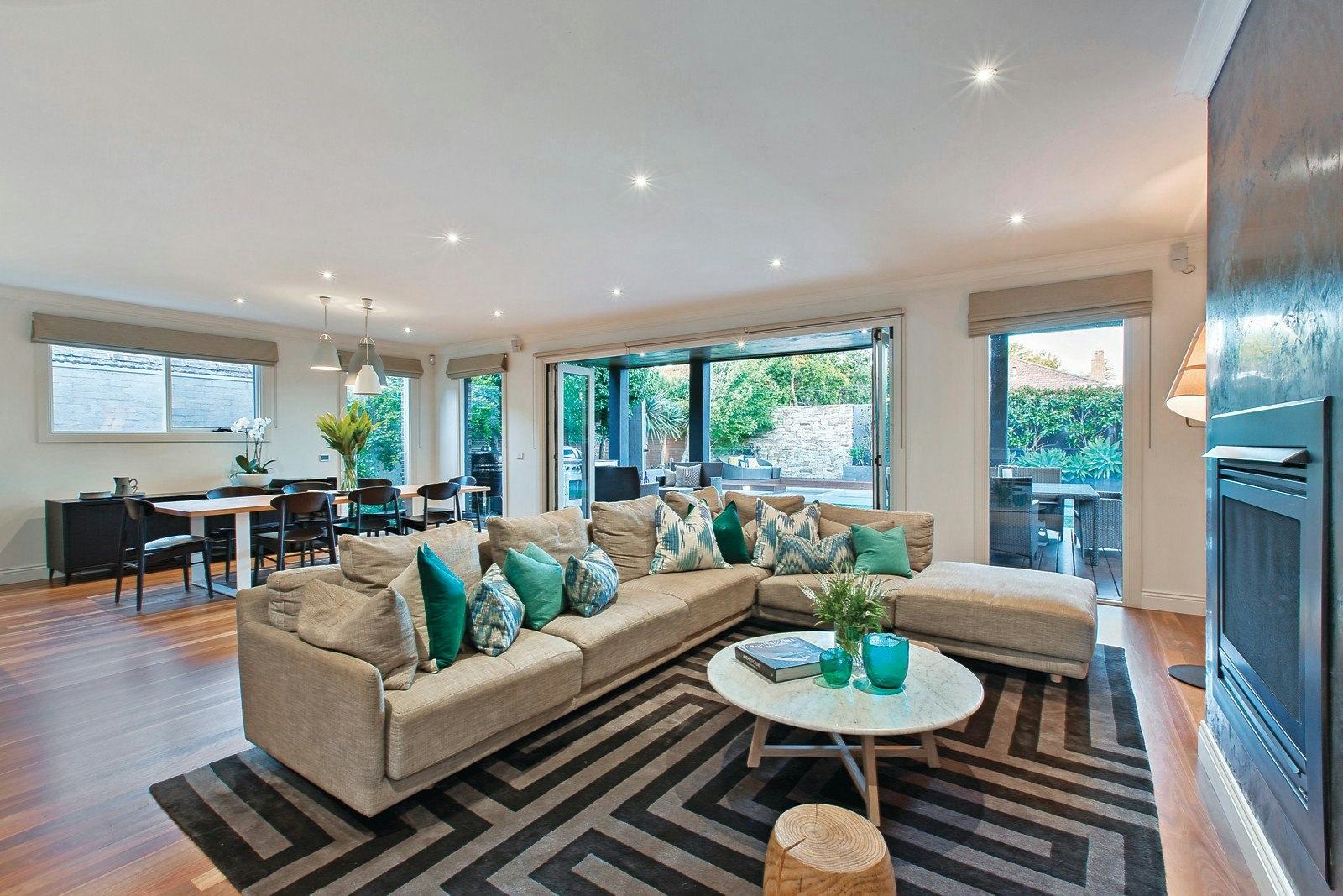 8 Ramsay Avenue, Kew East, VIC