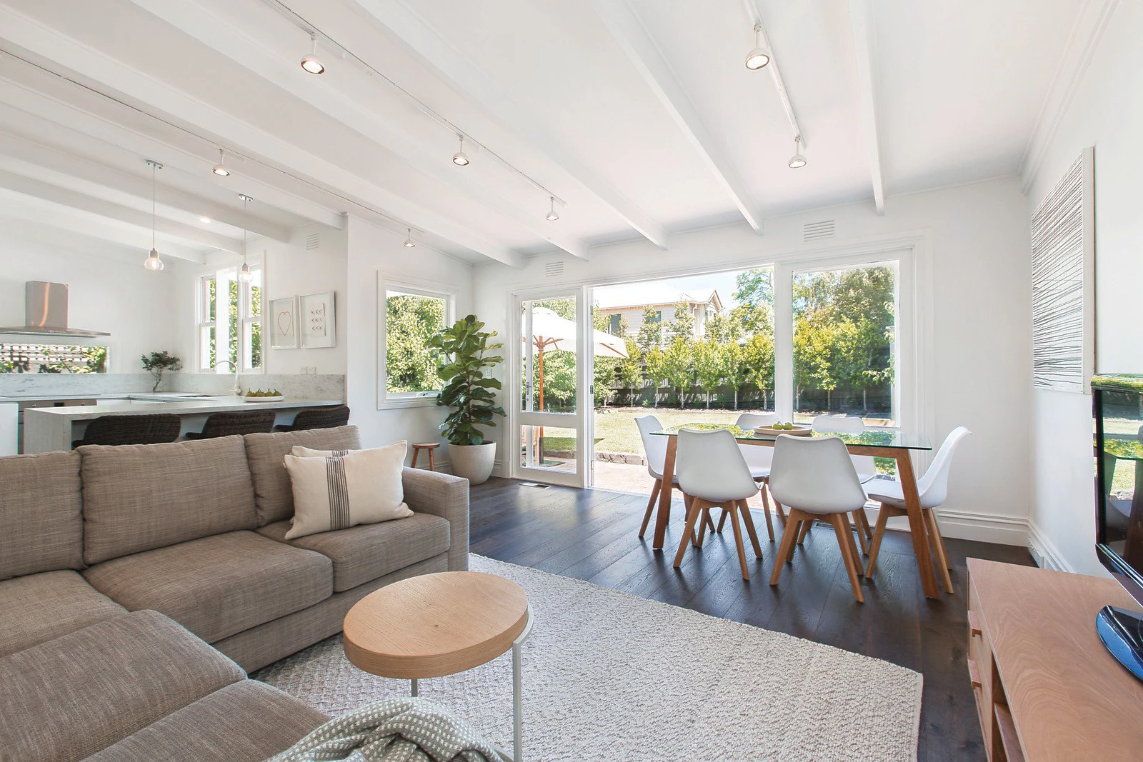 14 Paxton Street, Malvern East, VIC