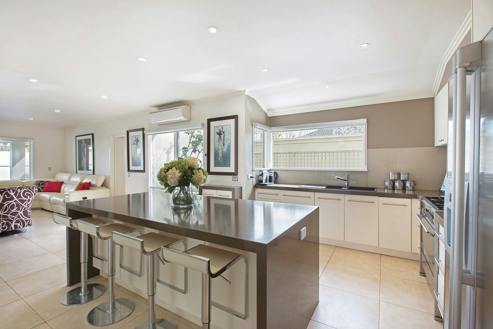 18 Bluff Street, Hawthorn East, VIC