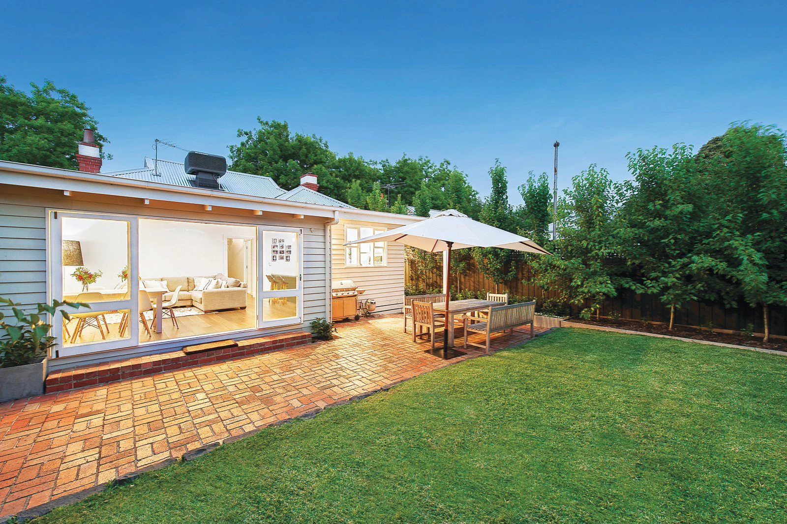14 Paxton Street, Malvern East, VIC
