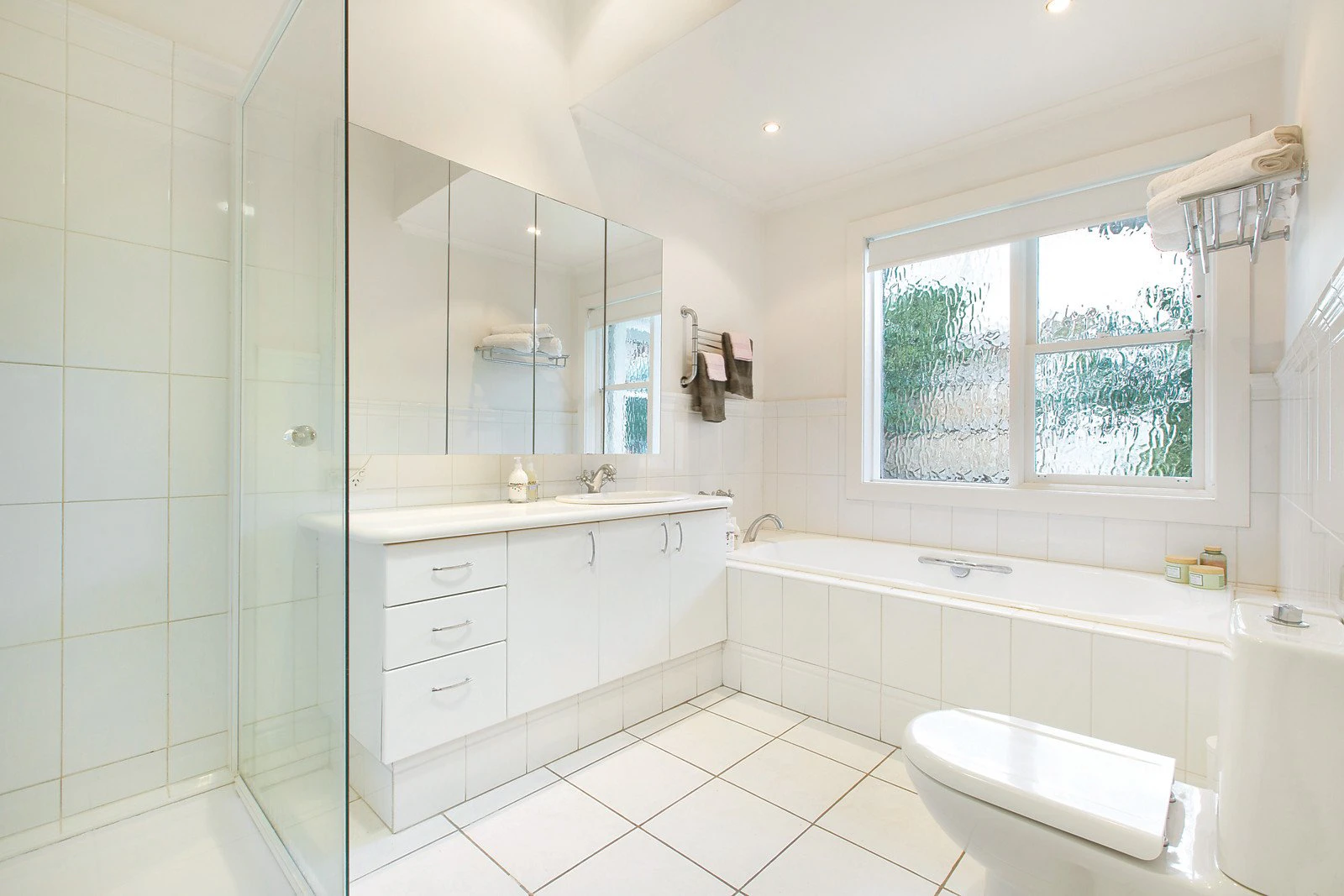 2 Maple Crescent, Camberwell, VIC