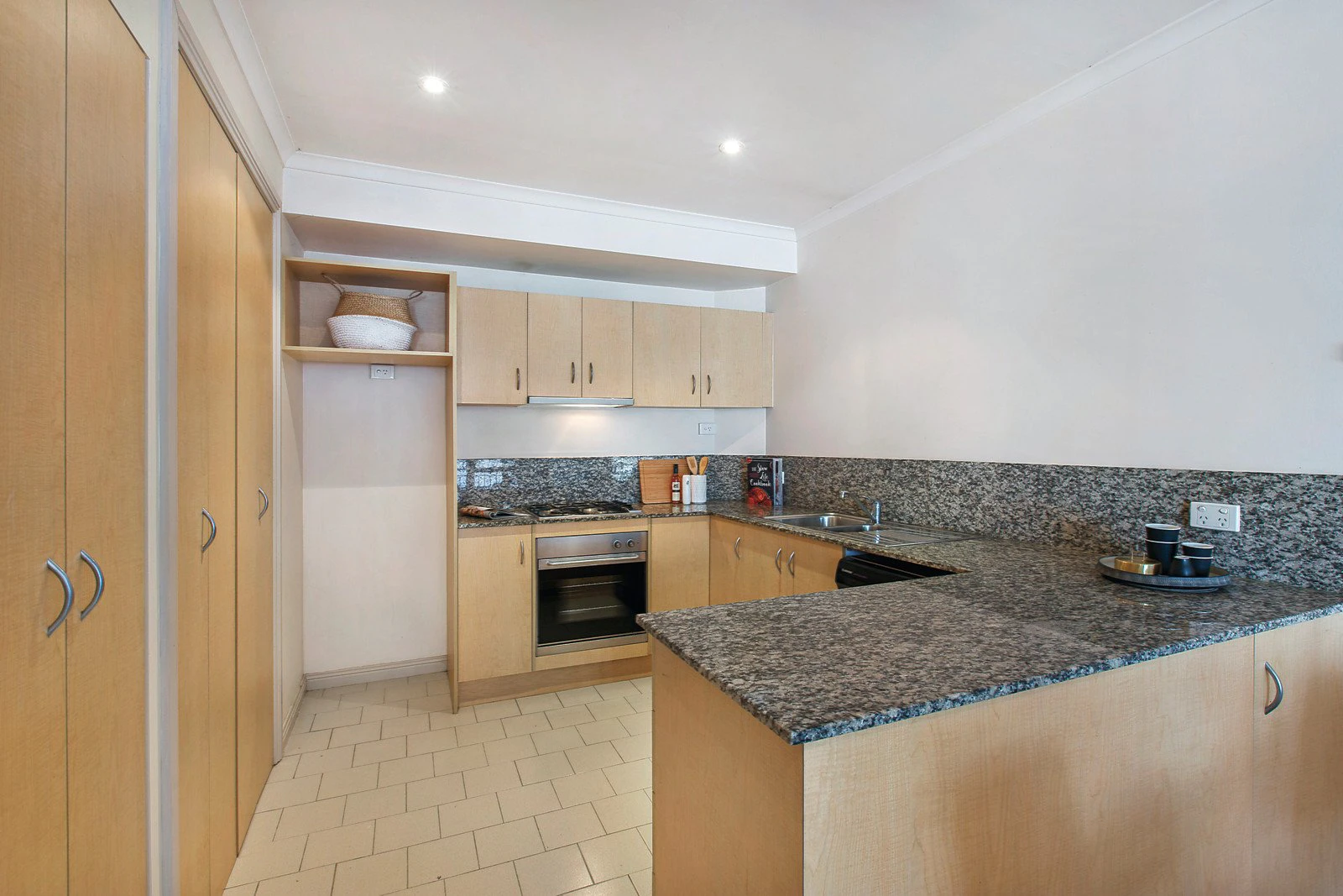 33/62 Wellington Street, St Kilda, VIC