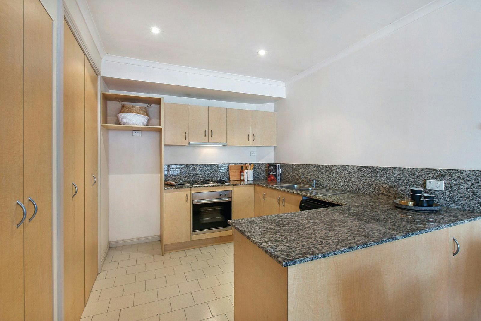 33/62 Wellington Street, St Kilda, VIC