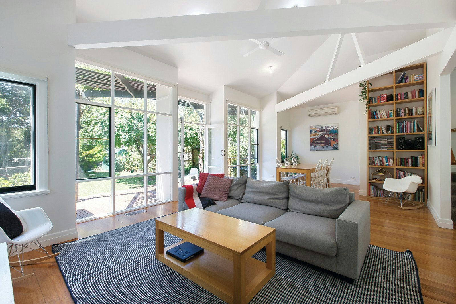 63 Lingwell Road, Hawthorn East, VIC