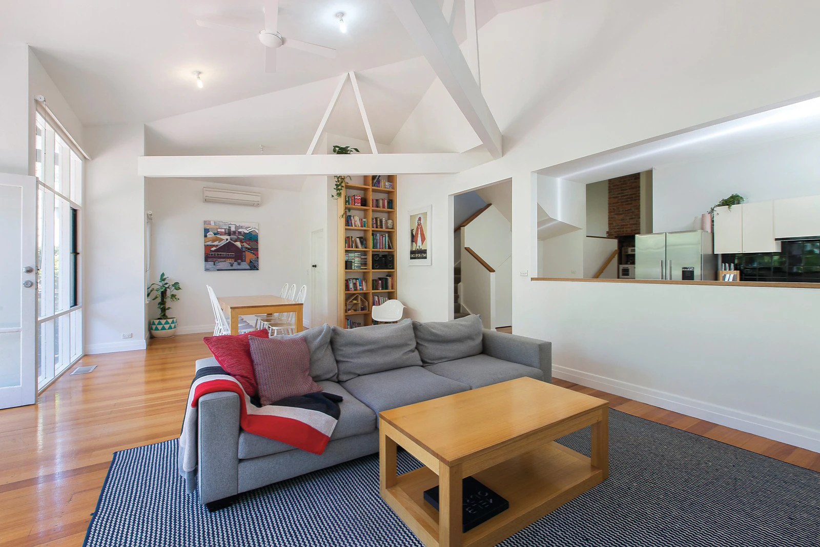 63 Lingwell Road, Hawthorn East, VIC