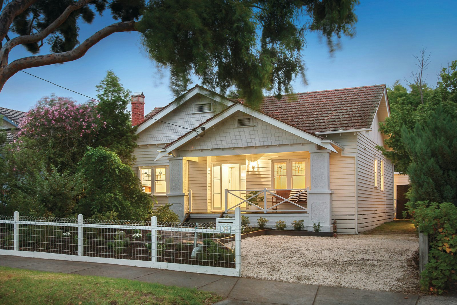 11 Irymple Avenue, Kew East, VIC