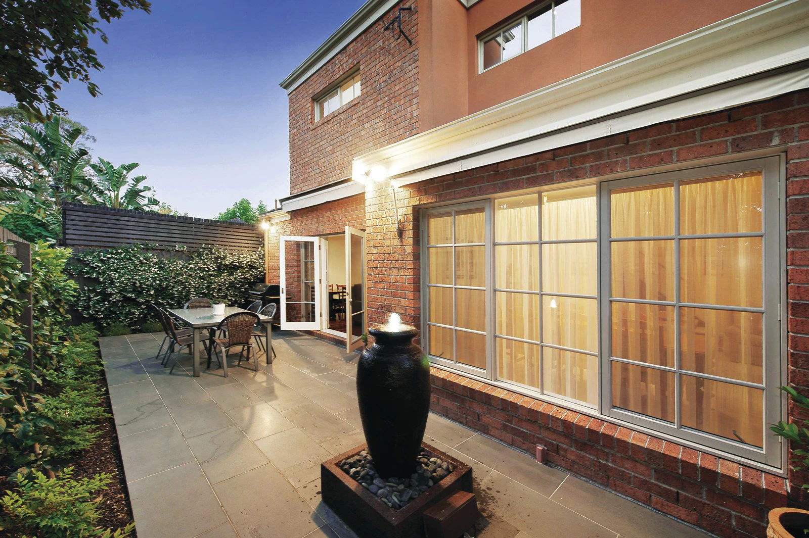 2A Summerhill Road, Brighton East, VIC