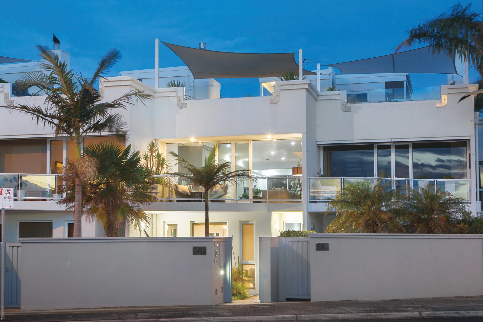 56E Beach Road, Hampton, VIC