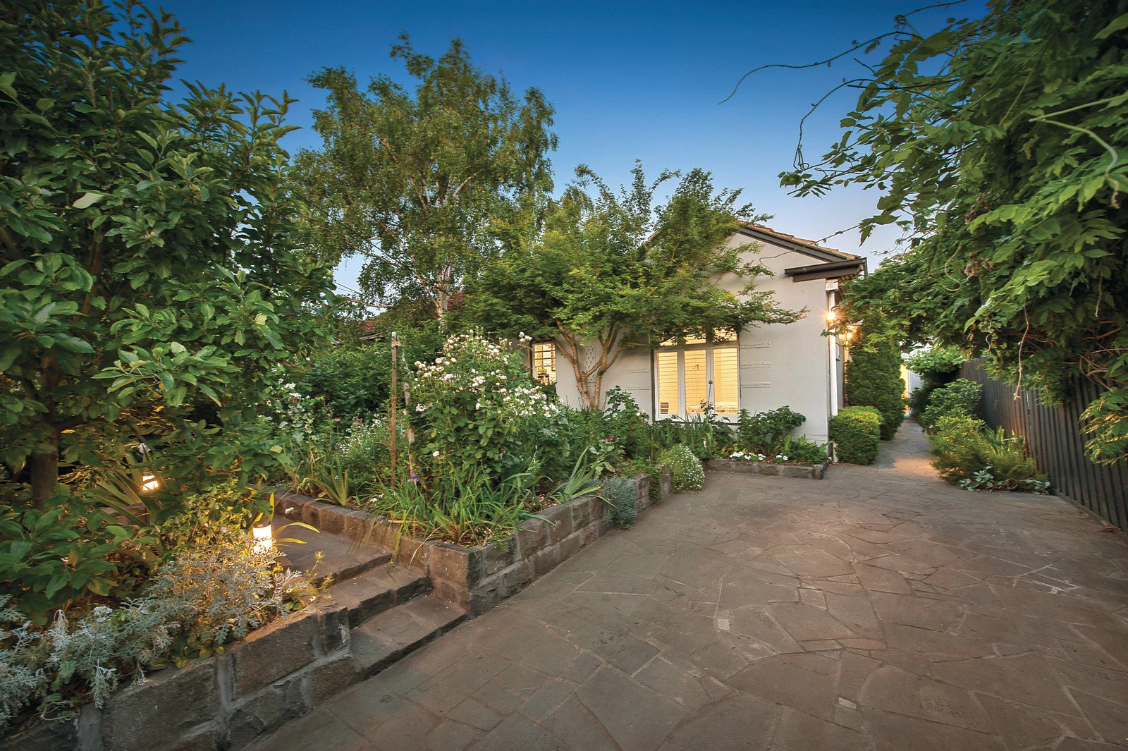 681 Hawthorn Road, Brighton East, VIC