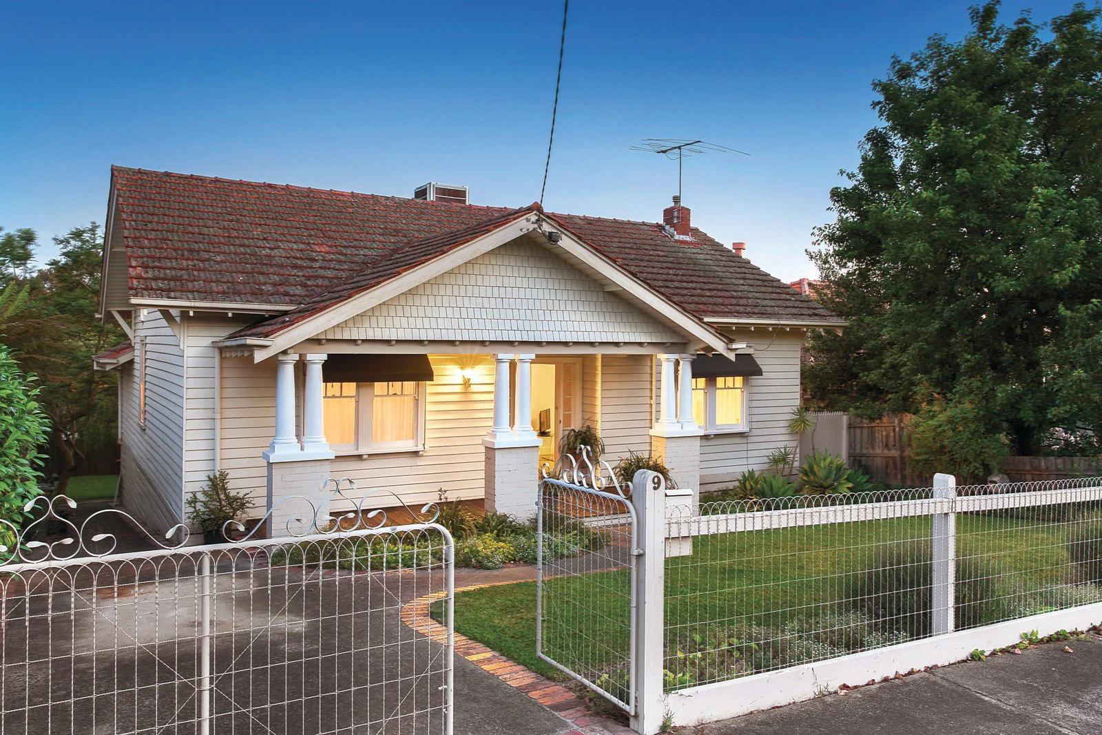 9 Moorhead Street, Camberwell, VIC