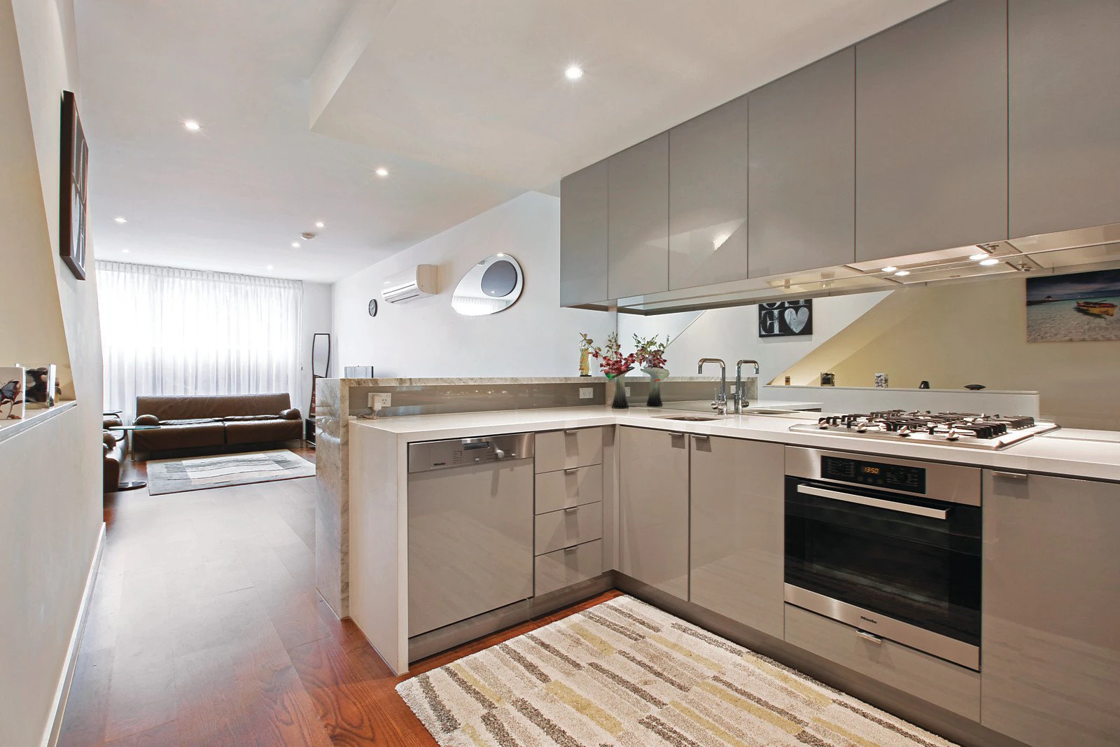 28/170 Beach Road, Sandringham, VIC