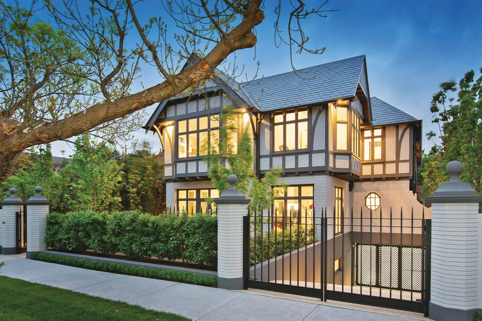 13 Anderson Street, Malvern East, VIC