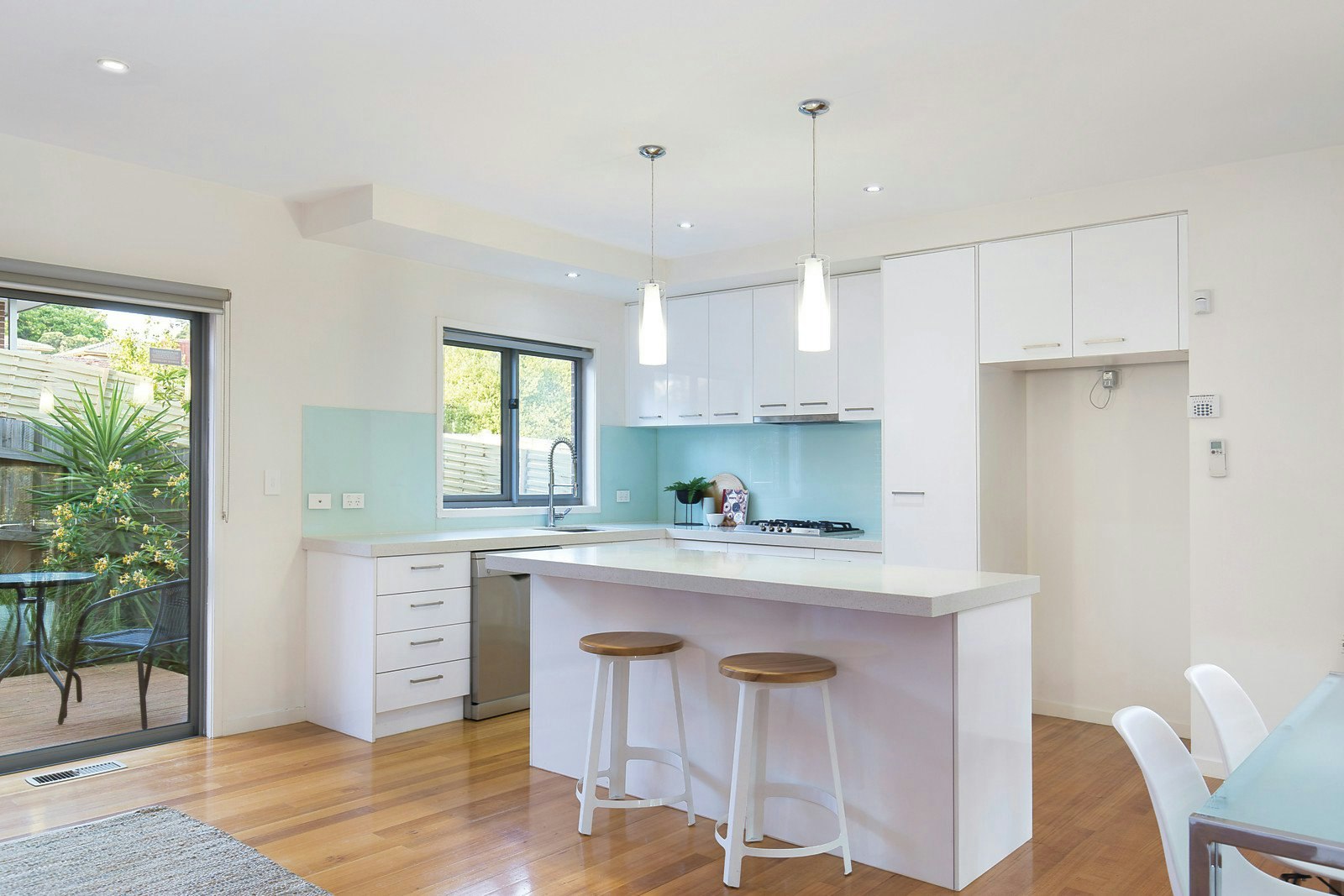 1/121 Albion Road, Box Hill, VIC