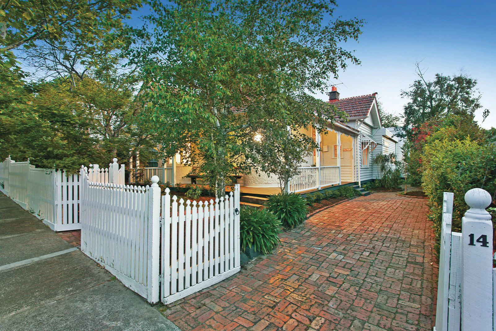 14 Golding Street, Canterbury, VIC