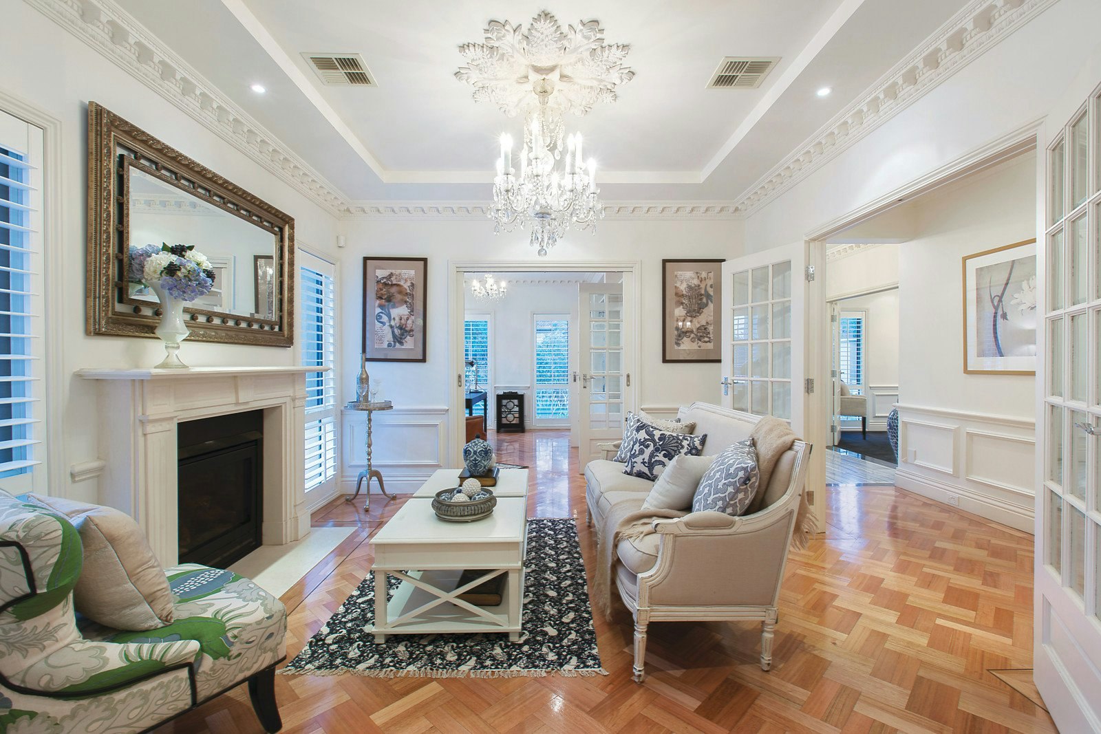 1/10 Lesley Street, Camberwell, VIC