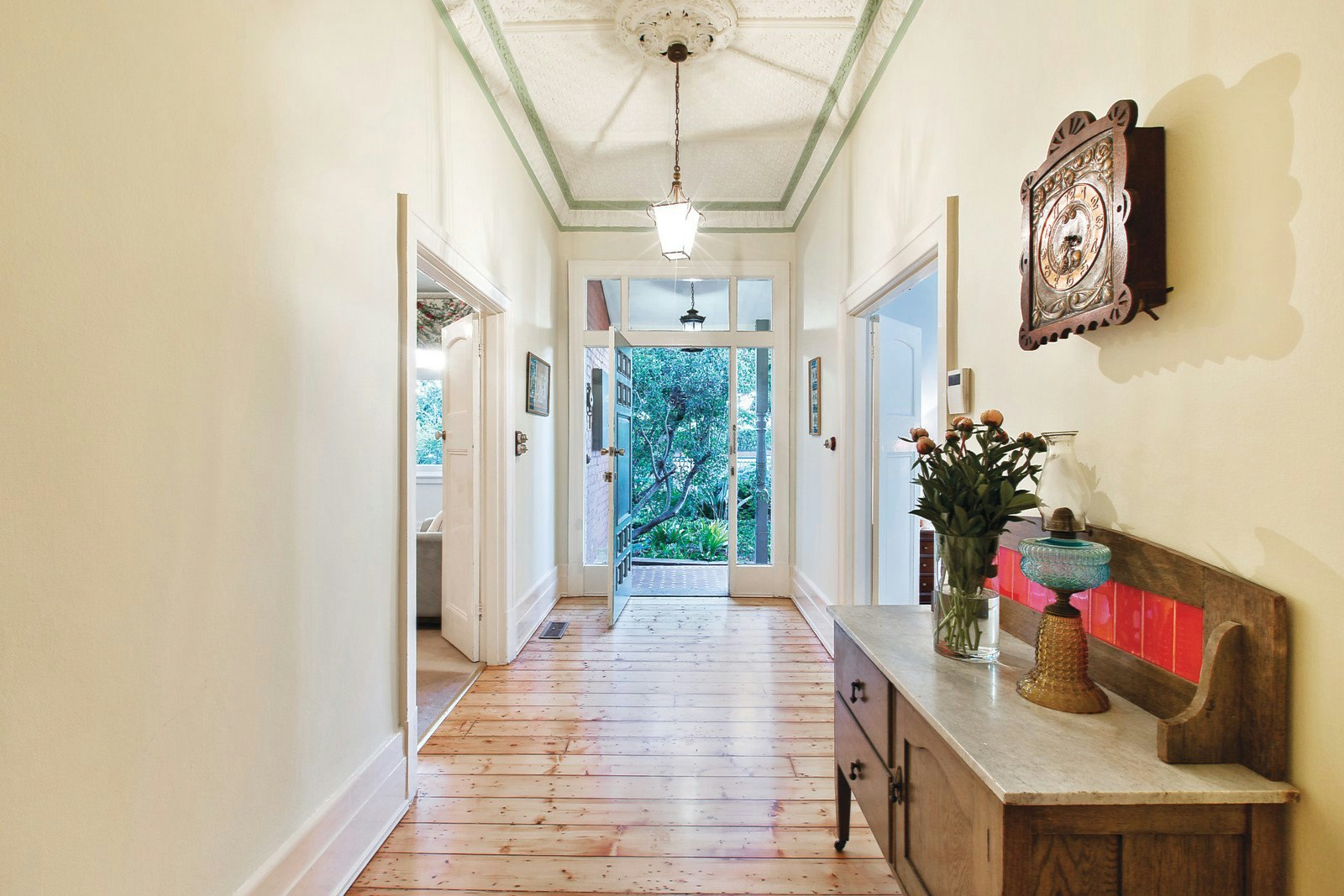 82 Finch Street, Malvern East, VIC