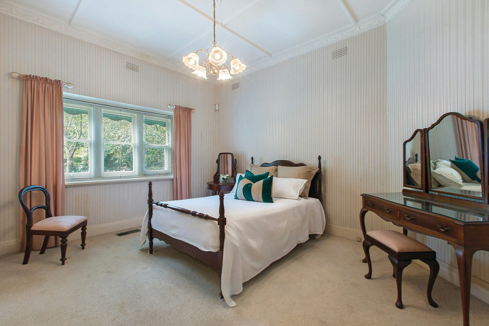 14 Nott Street, Malvern East, VIC