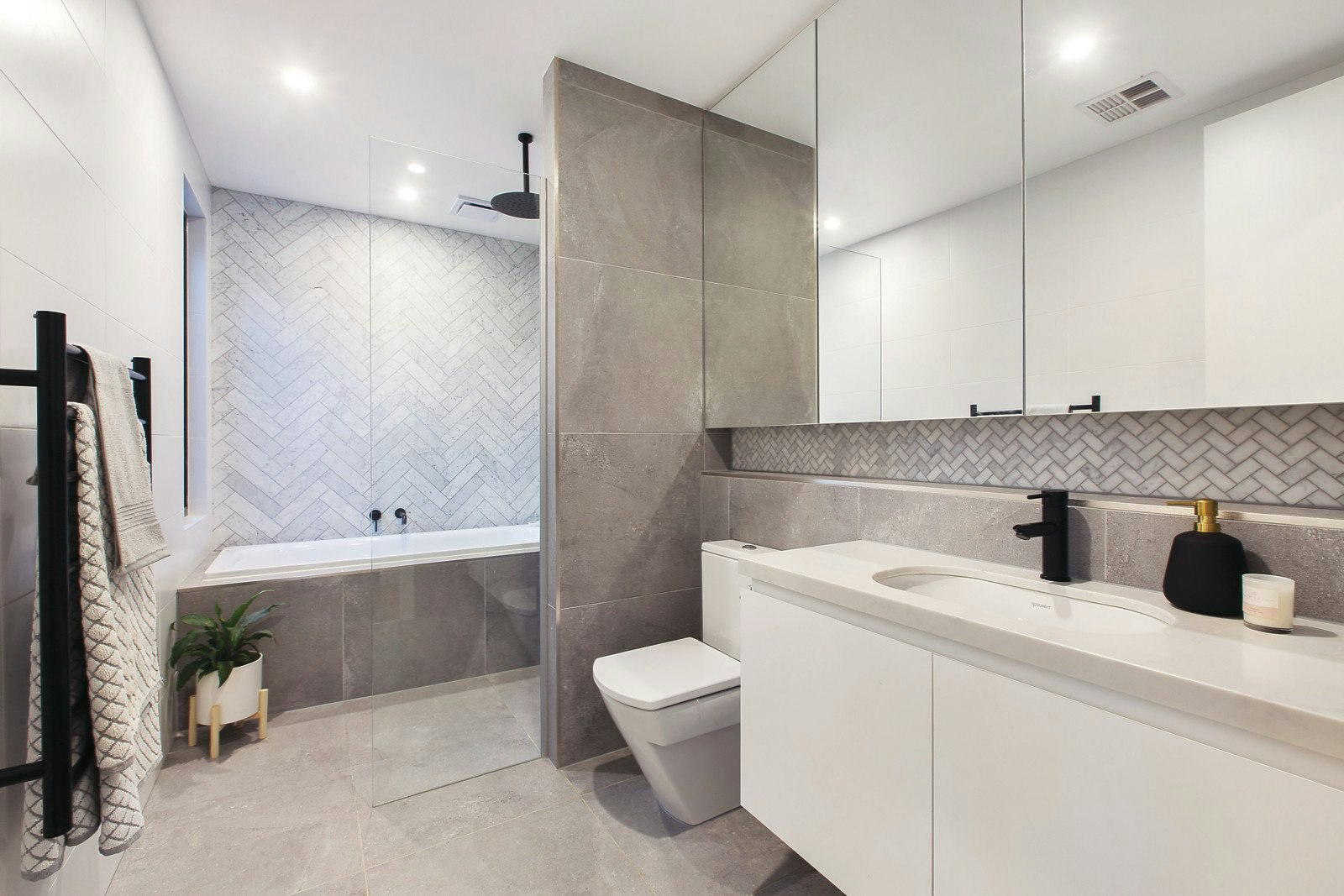 38 Karnak Road, Ashburton, VIC