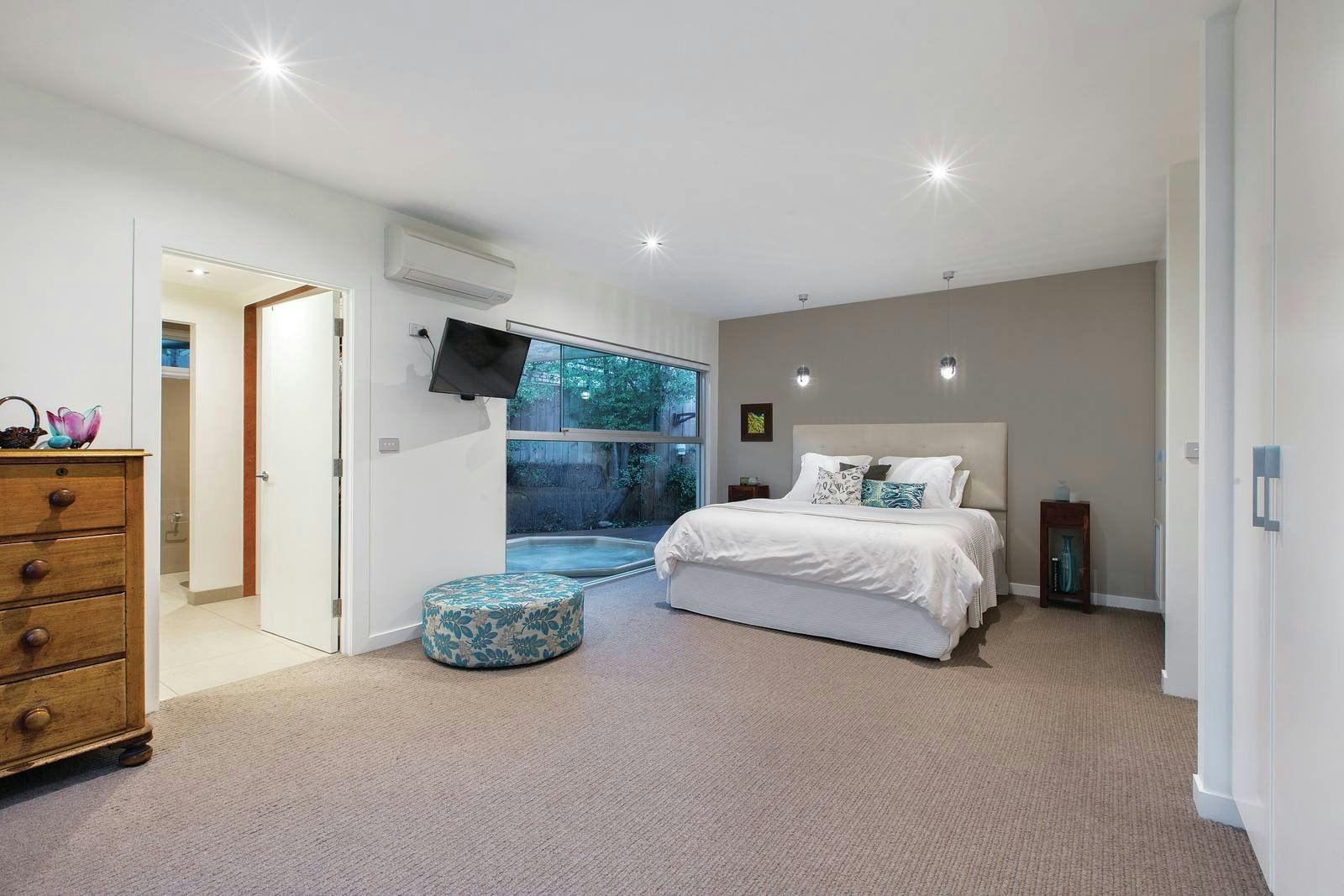 132 Dalgetty Road, Beaumaris, VIC