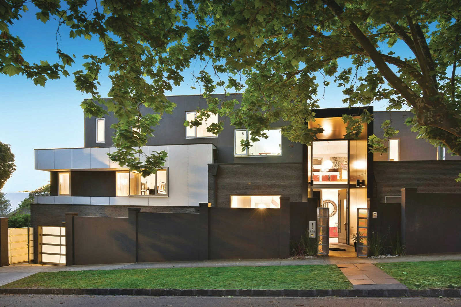 916 Toorak Road, Camberwell, VIC