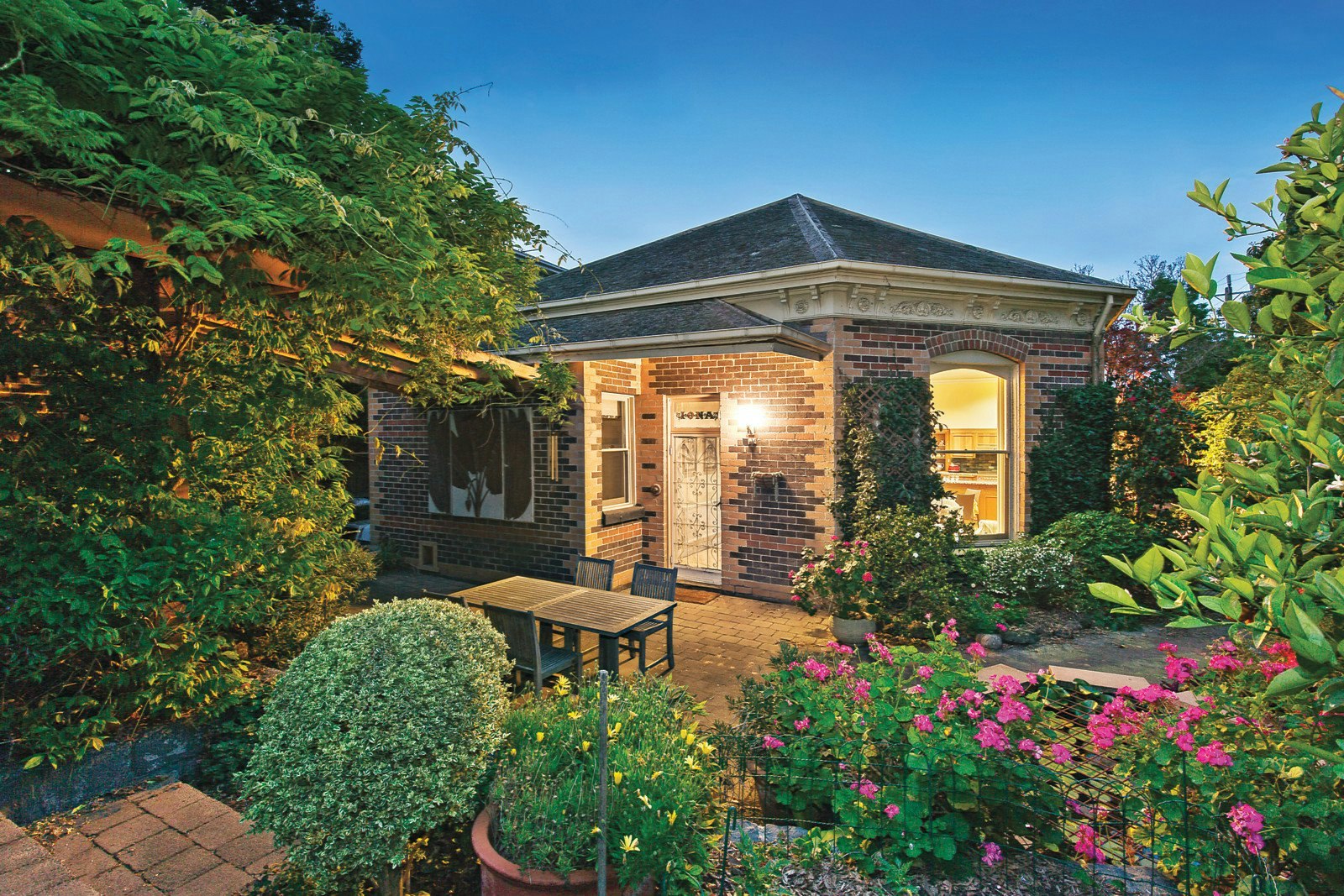 120 Riversdale Road, Hawthorn, VIC