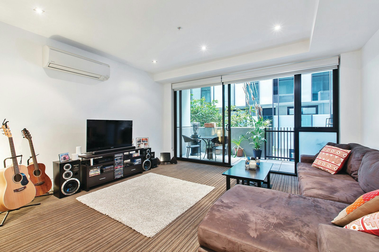 217/163 Fitzroy Street, St Kilda, VIC