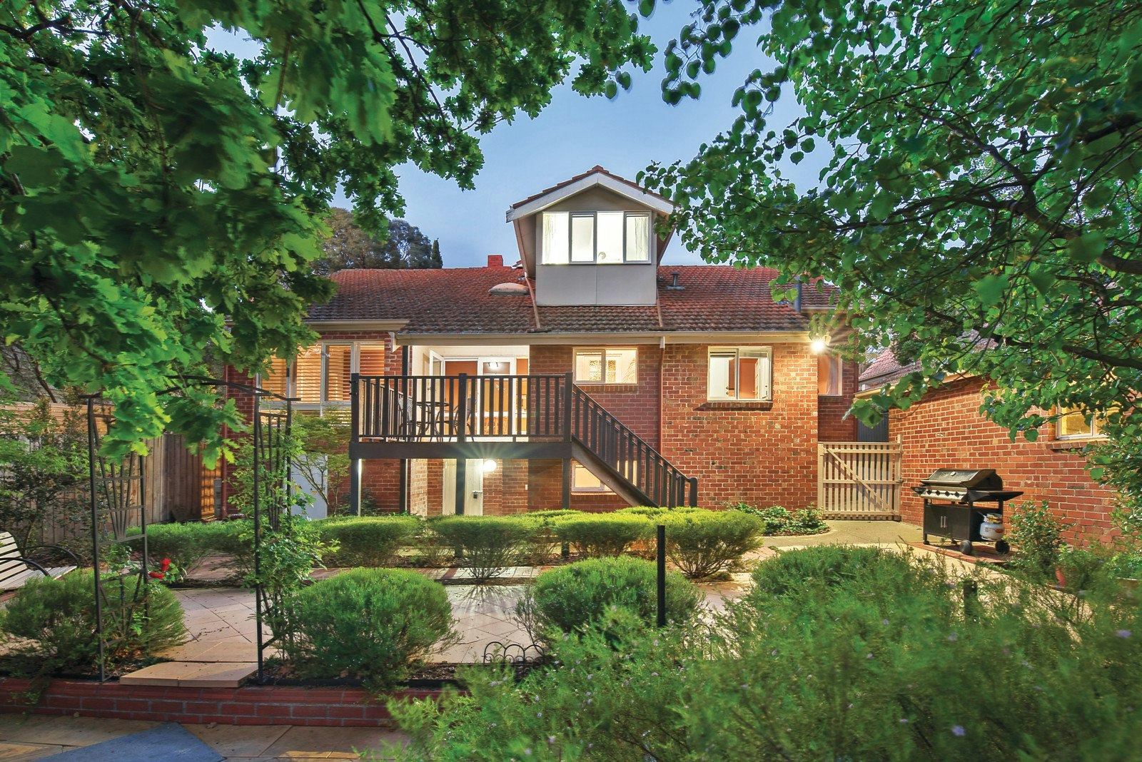 10 View Street, Canterbury, VIC