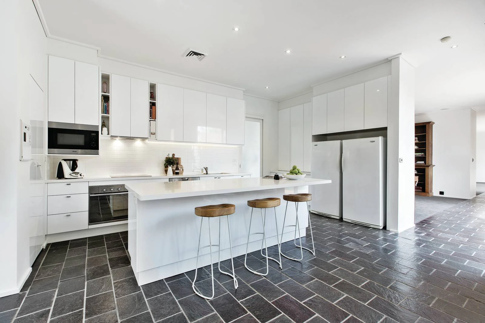 67 Manning Road, Malvern East, VIC