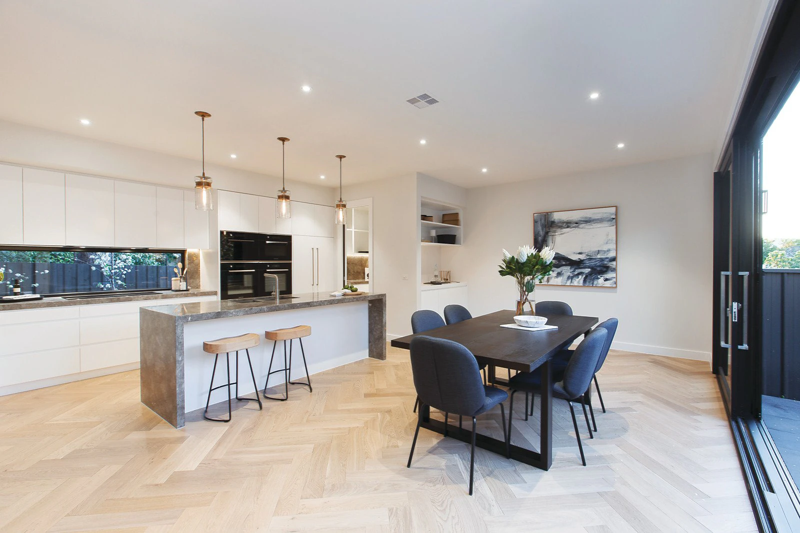 2A Yeovil Road, Camberwell, VIC