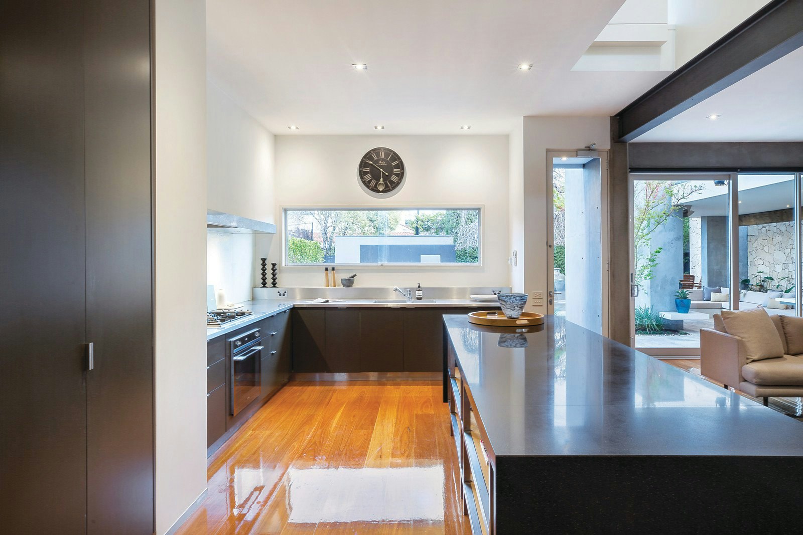 2 Elwood Street, Brighton, VIC