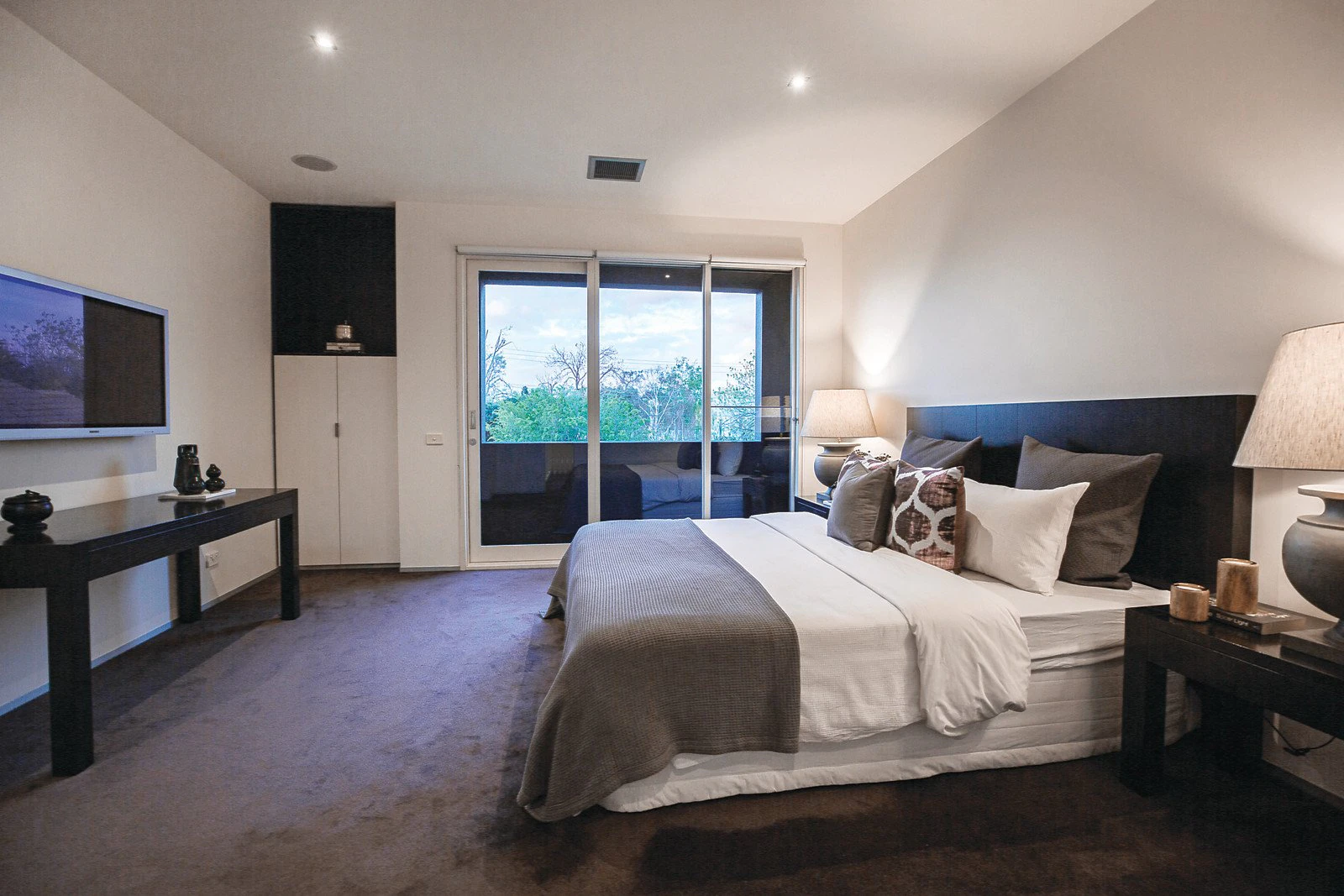 2 Elwood Street, Brighton, VIC