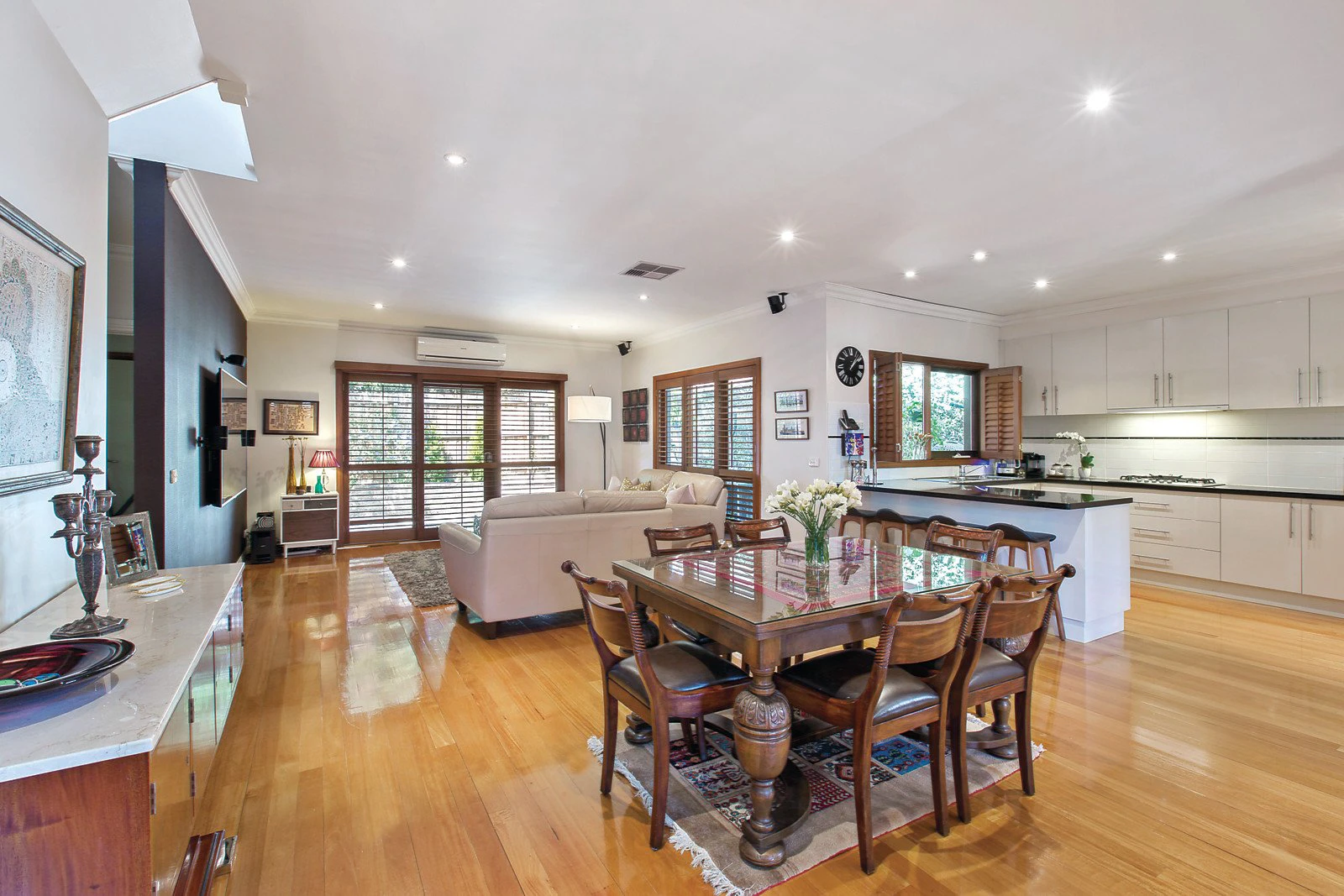 2/68 Sweyn Street, Balwyn North, VIC
