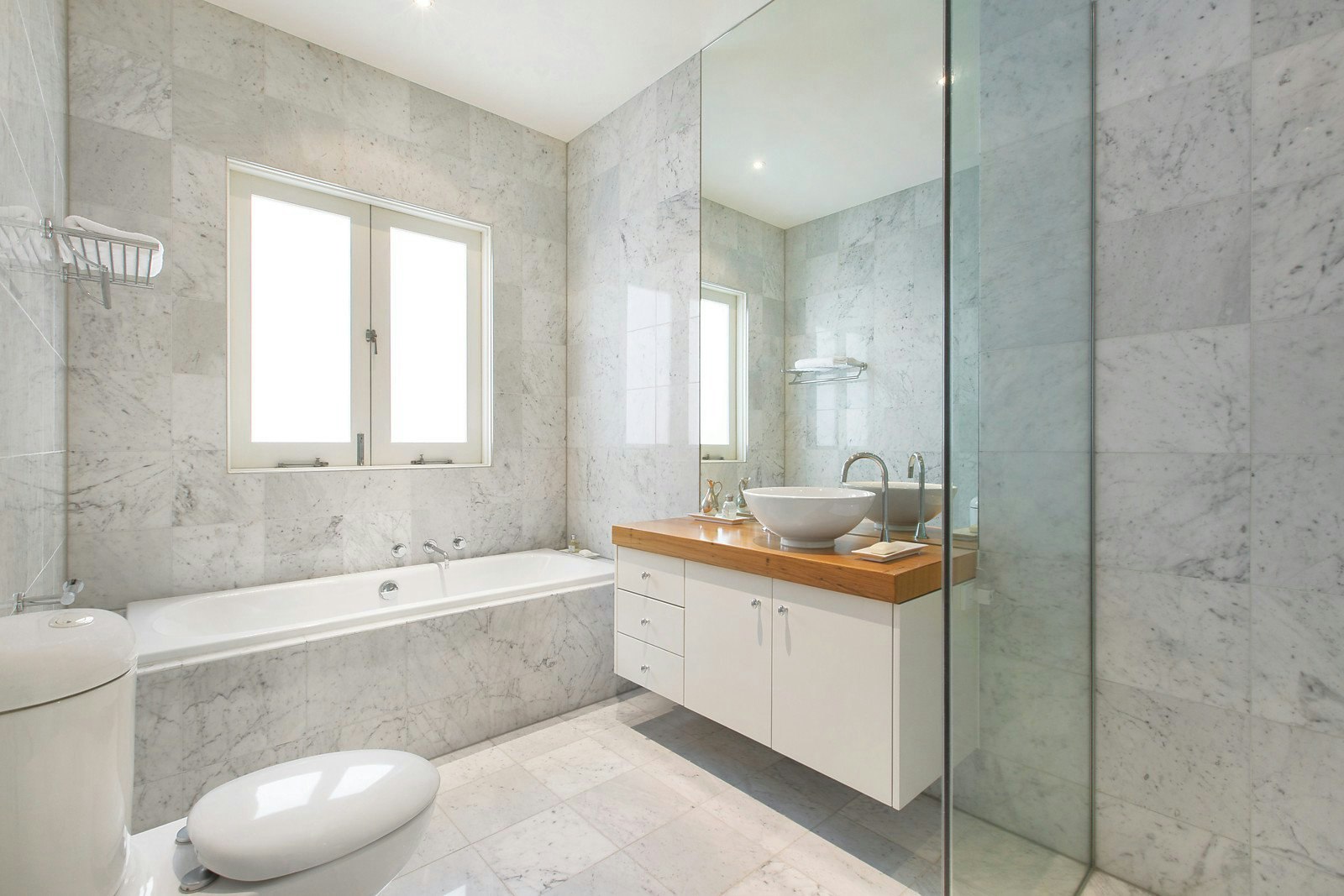 2A Moule Avenue, Brighton, VIC