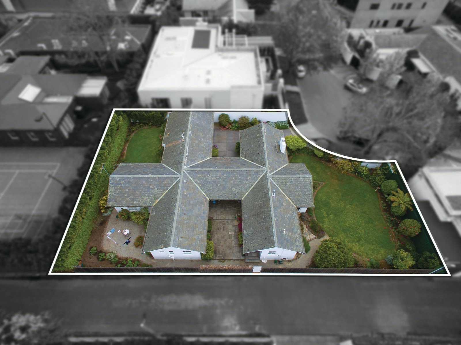 4 Teringa Place, Toorak, VIC