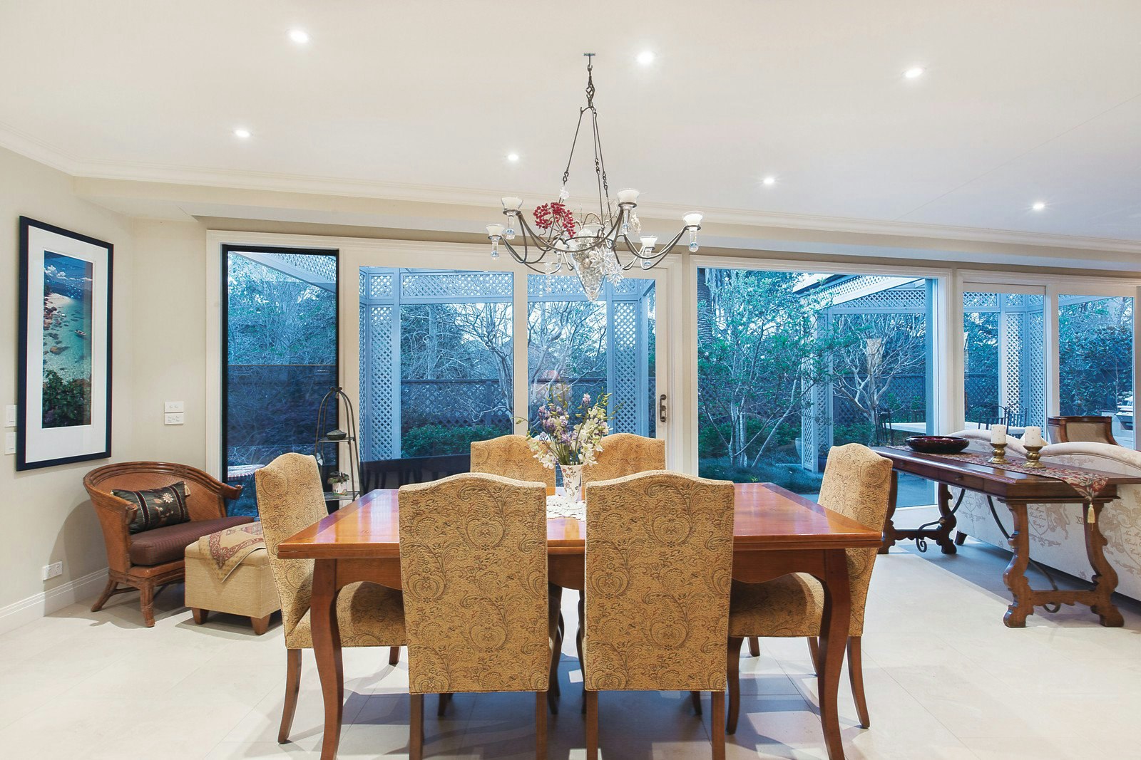 18 Ferncroft Avenue, Malvern East, VIC