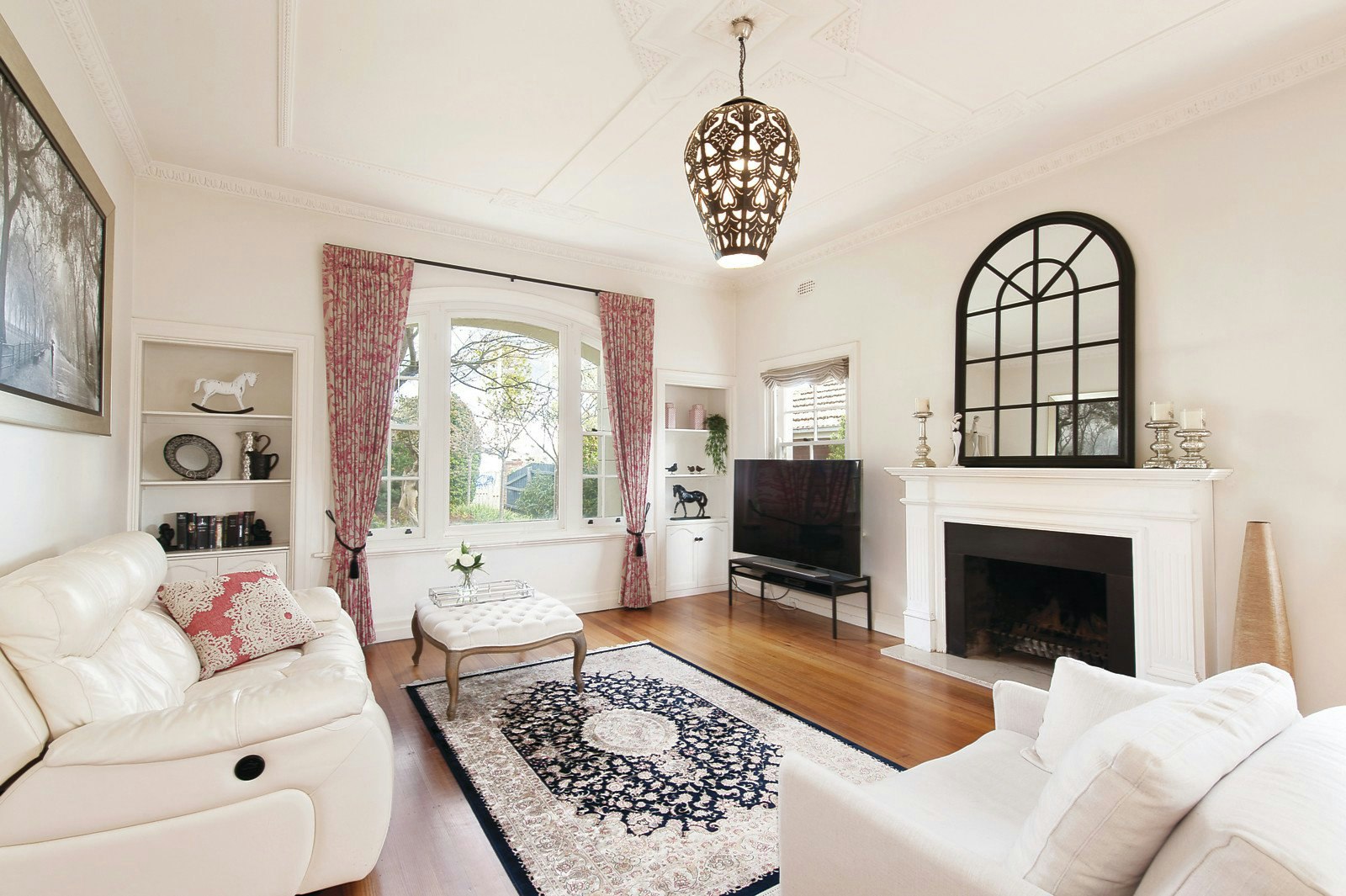 21 Balwyn Road, Canterbury, VIC