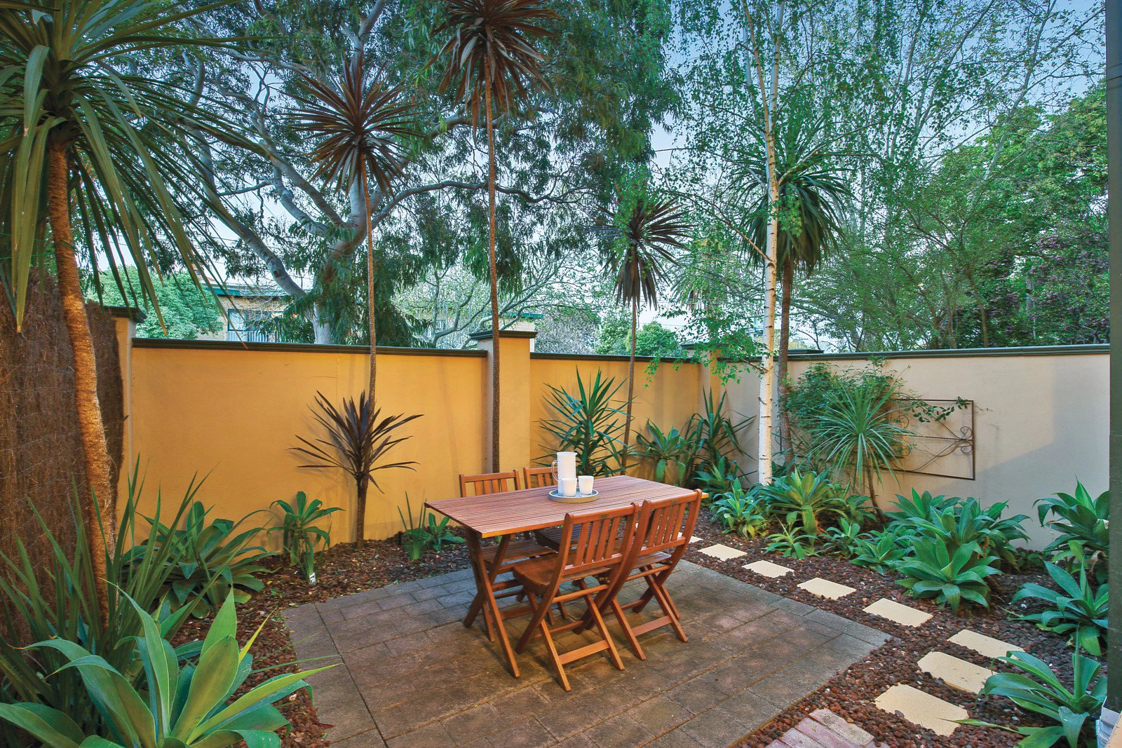 10/574 Glenferrie Road, Hawthorn, VIC