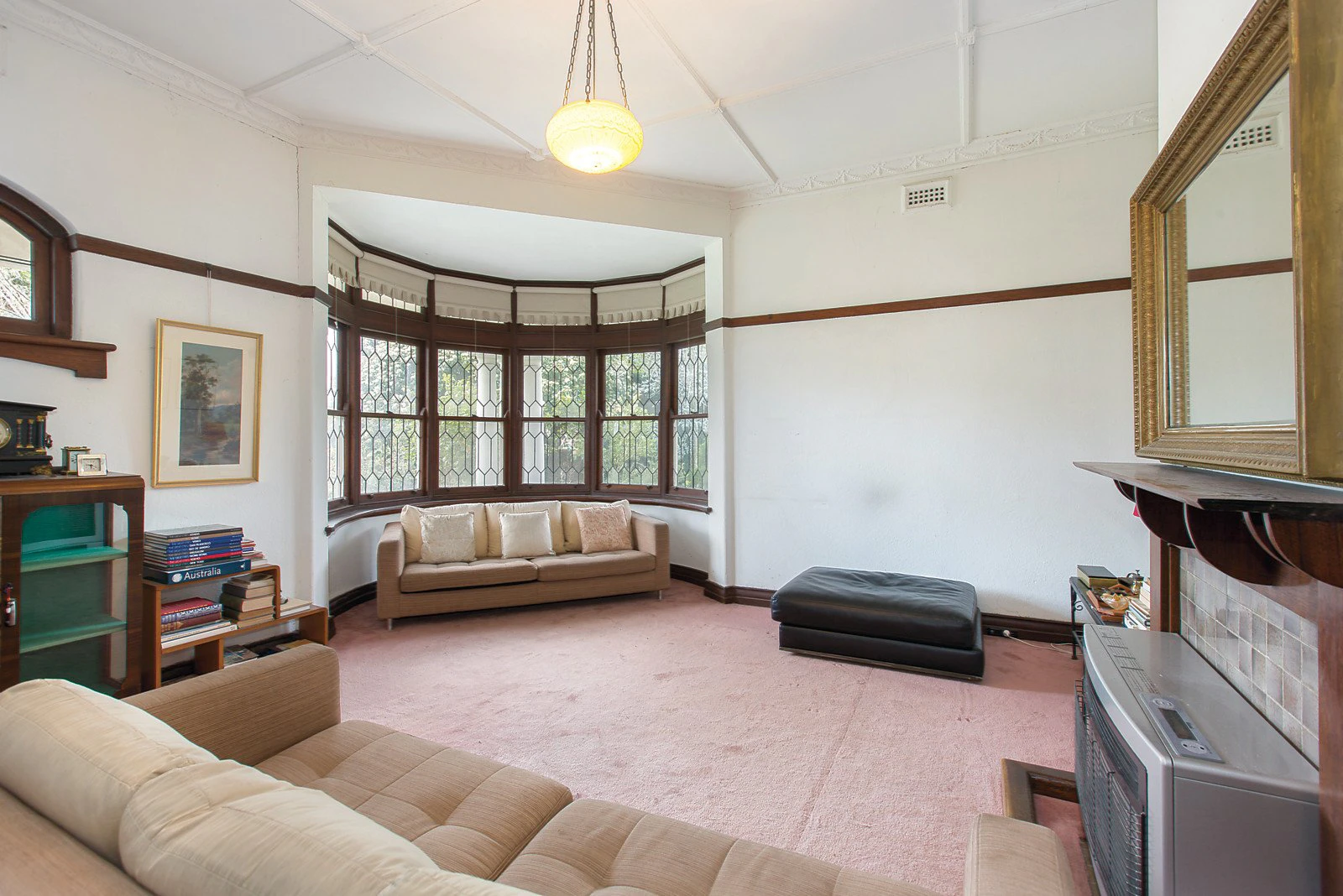 20 Dundonald Avenue, Malvern East, VIC