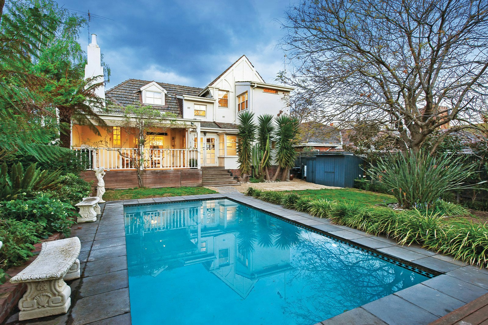 21 Balwyn Road, Canterbury, VIC