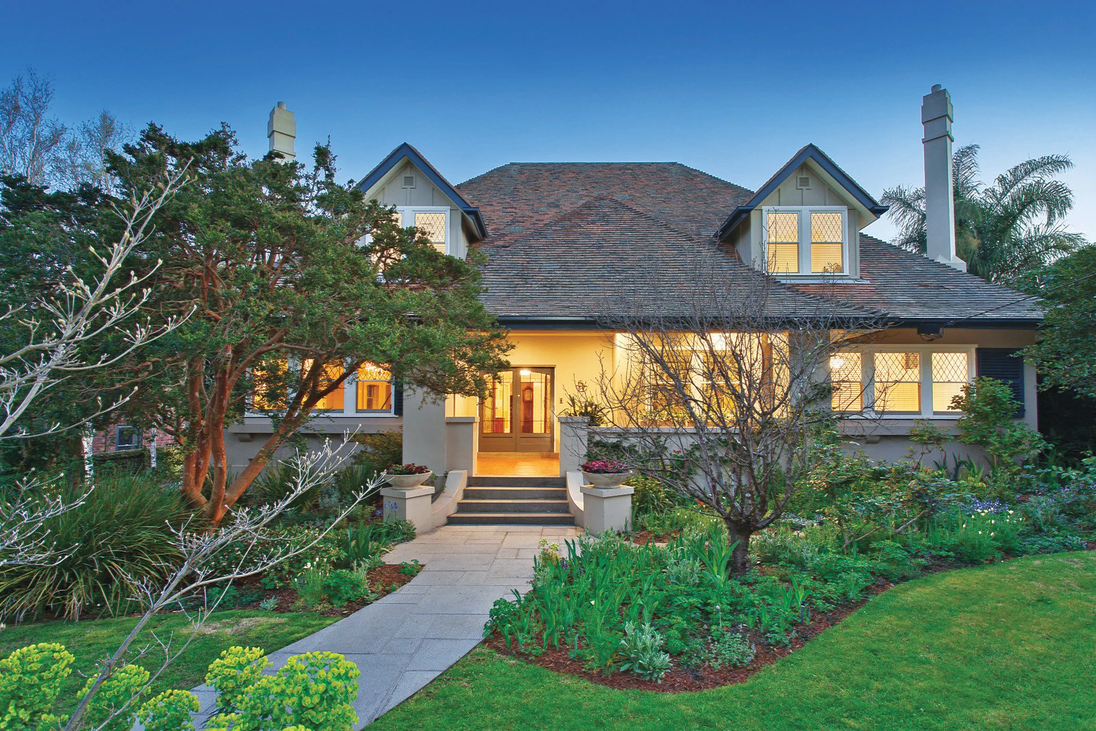 12 Stodart Street, Camberwell, VIC