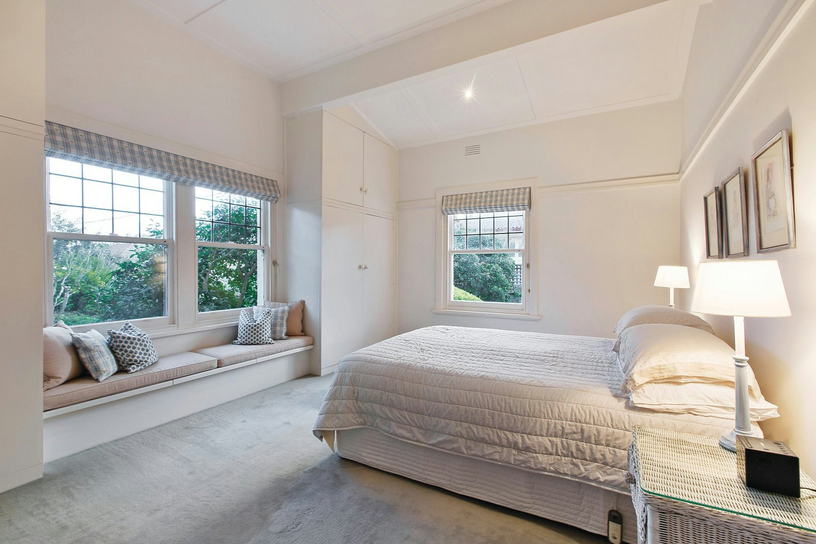 25 Munro Street, Armadale, VIC