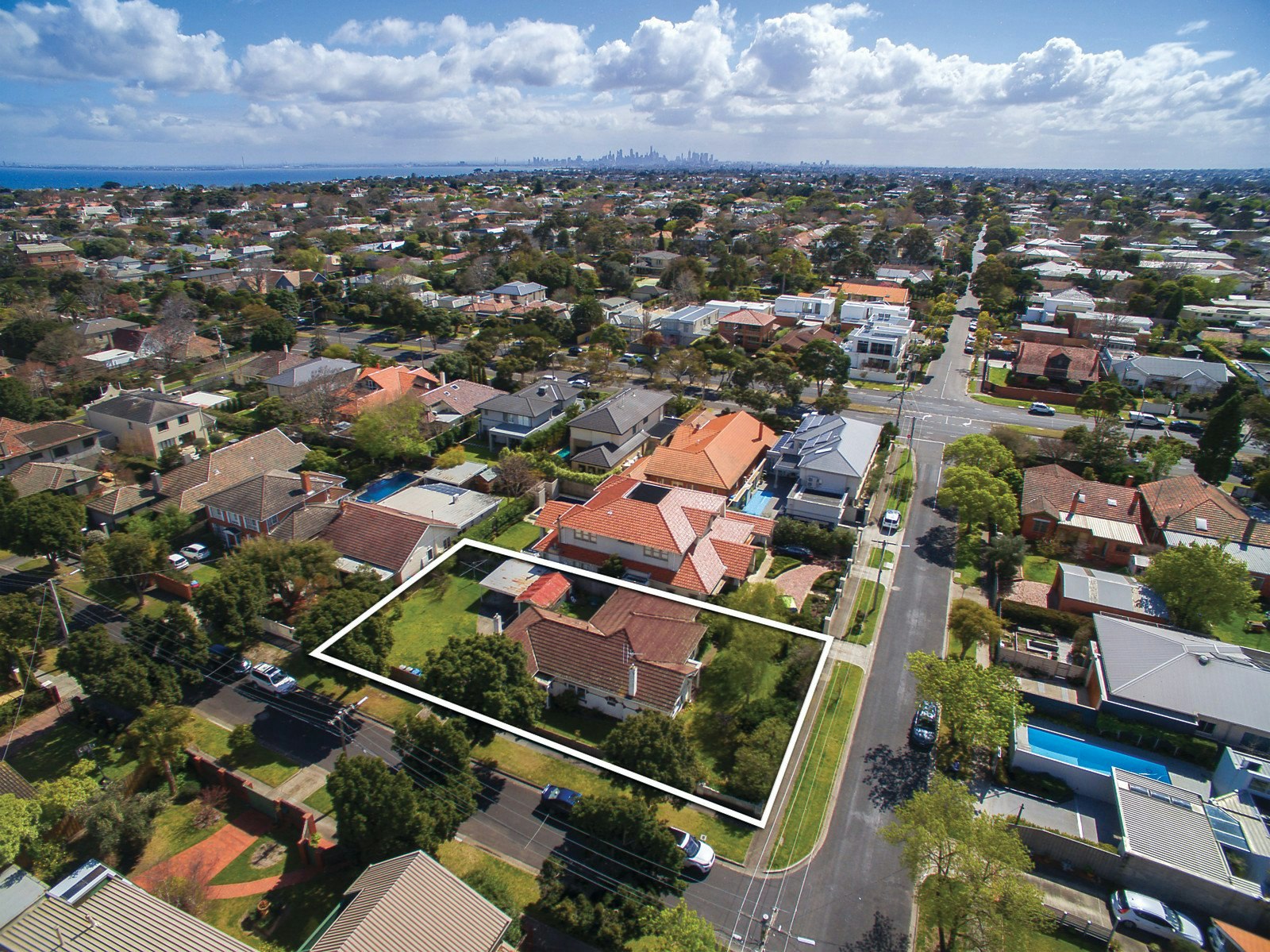 3&3A The Avenue, Hampton, VIC