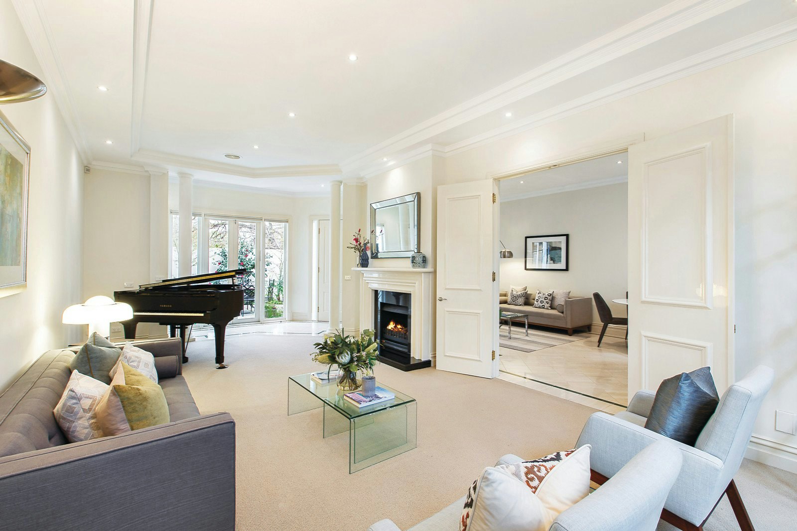 10B Hall Street, Brighton, VIC