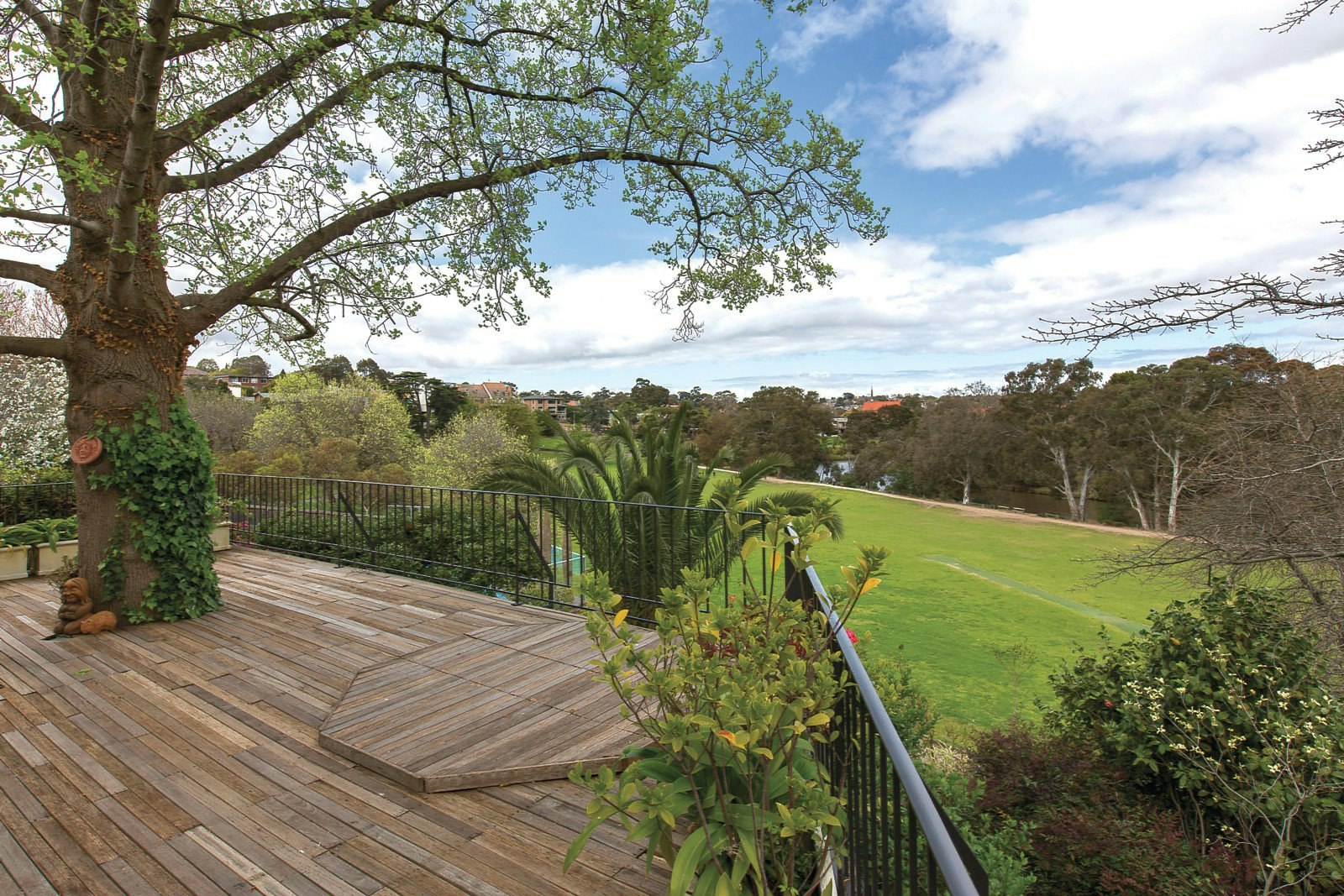 10 Riversdale Court, Hawthorn, VIC