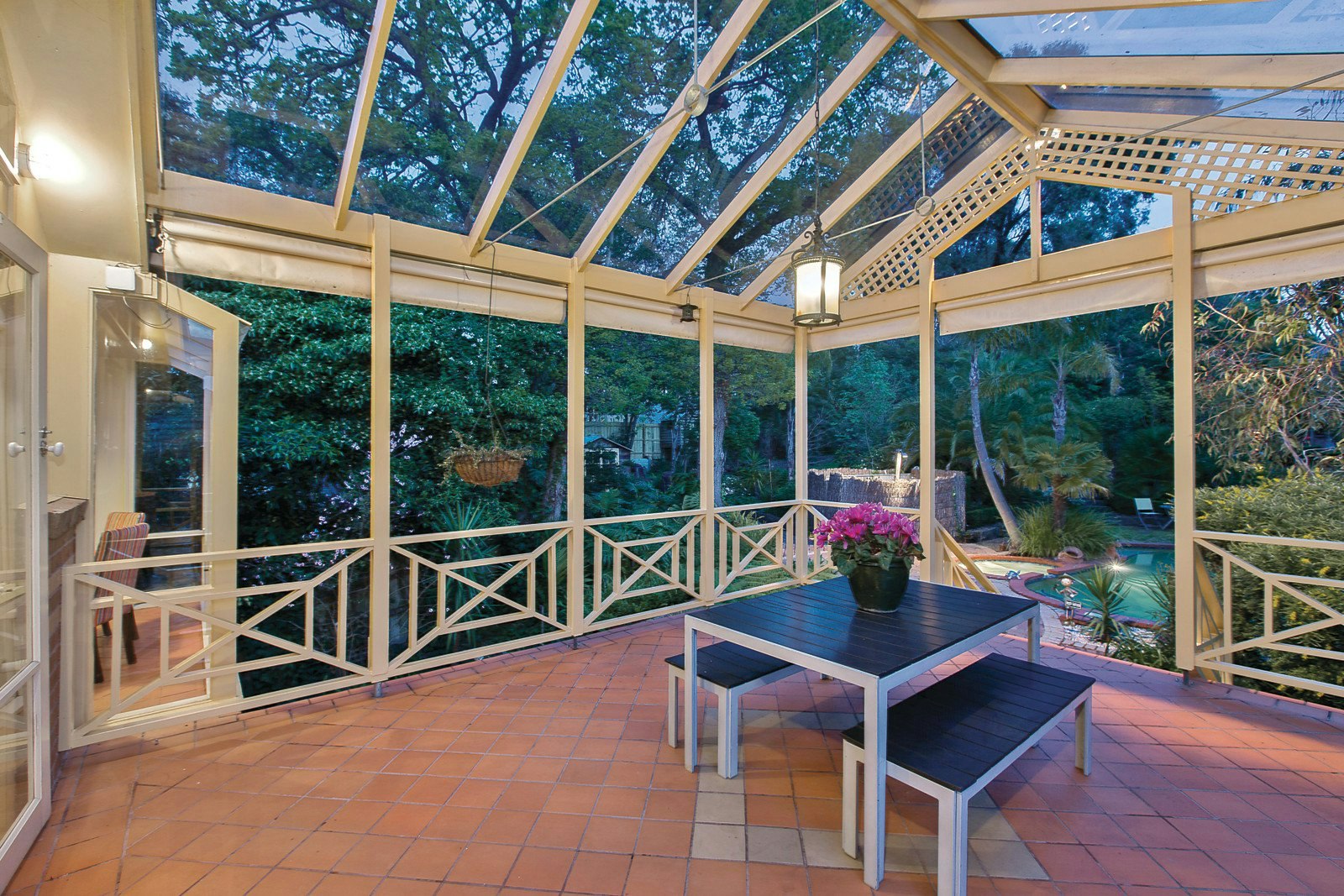 6 Bundoran Parade, Mont Albert North, VIC