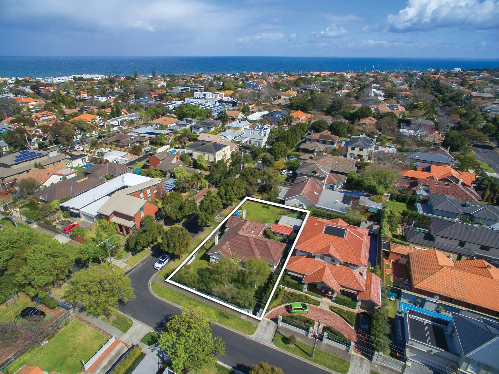 3&3A The Avenue, Hampton, VIC